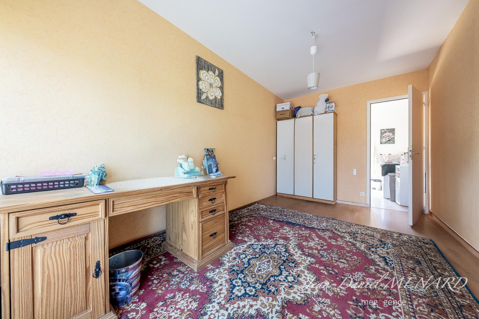 Miniature photo - 8 / 10