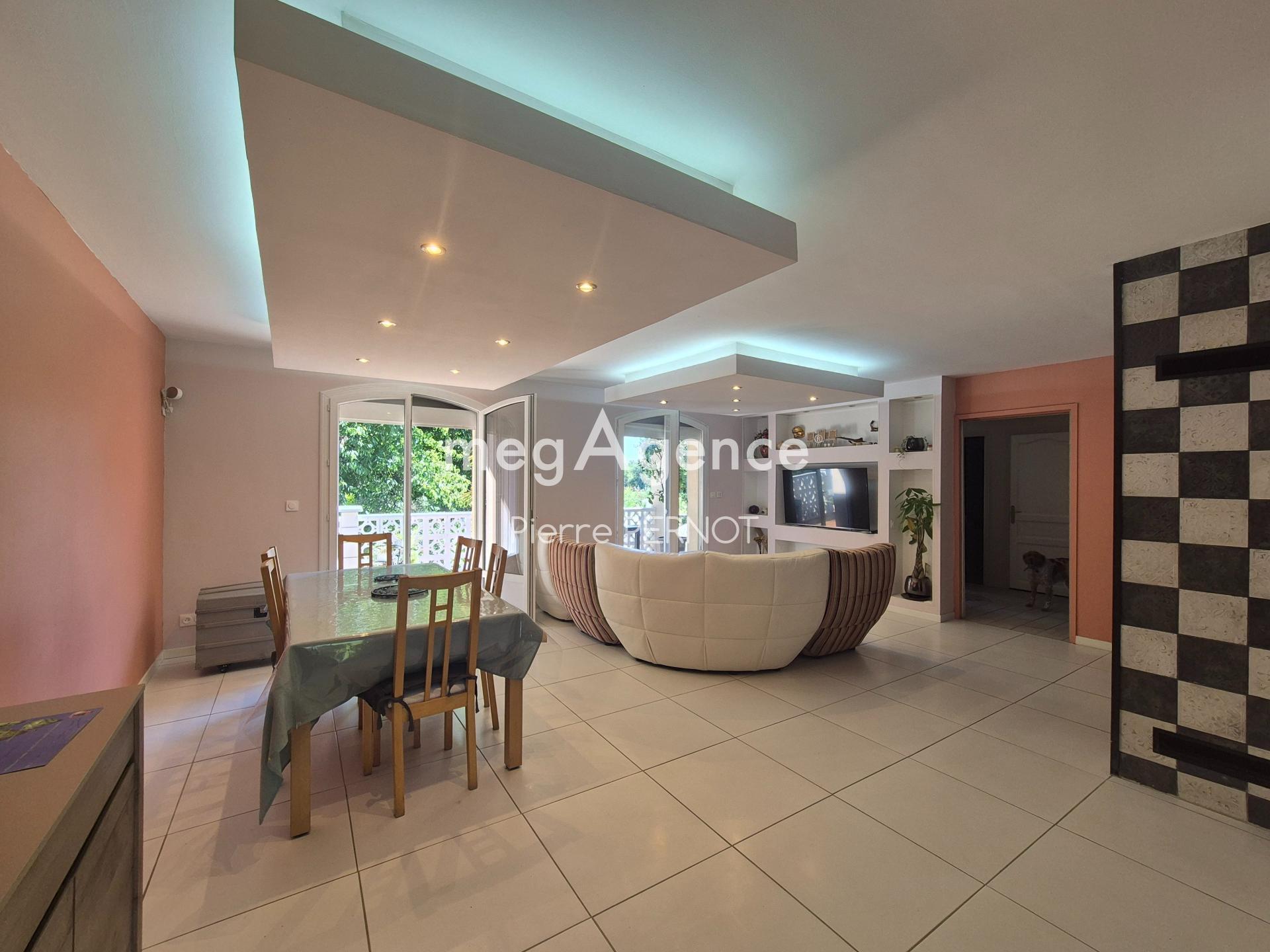 Miniature photo - 3 / 17