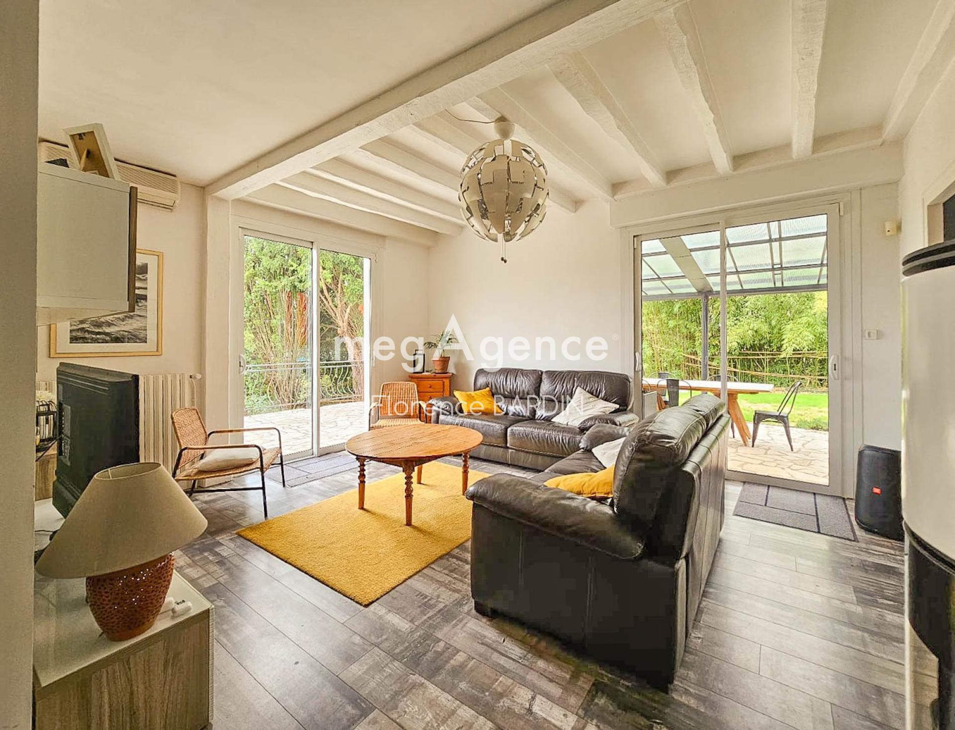 Miniature photo - 2 / 13