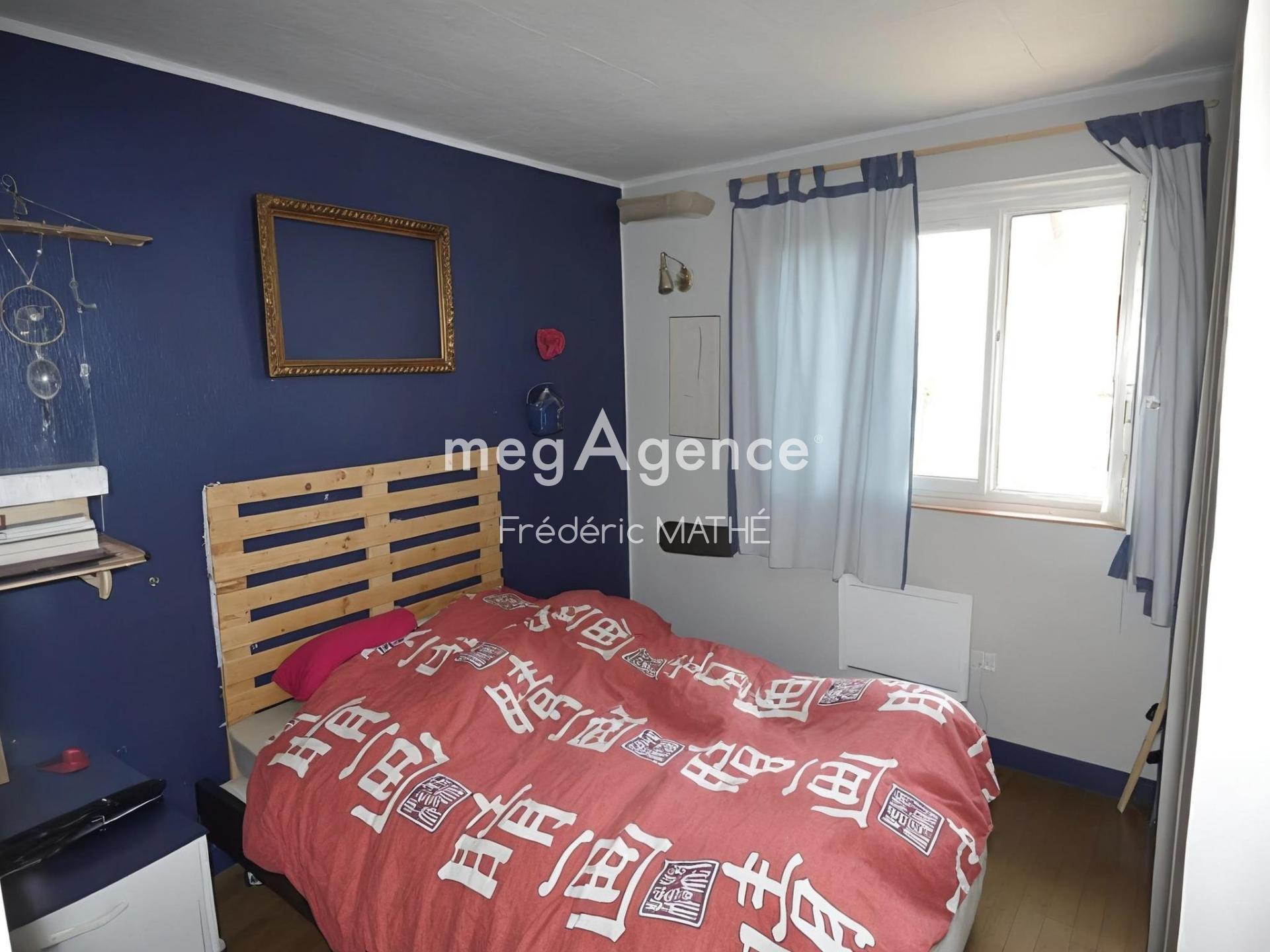 Miniature photo - 5 / 10