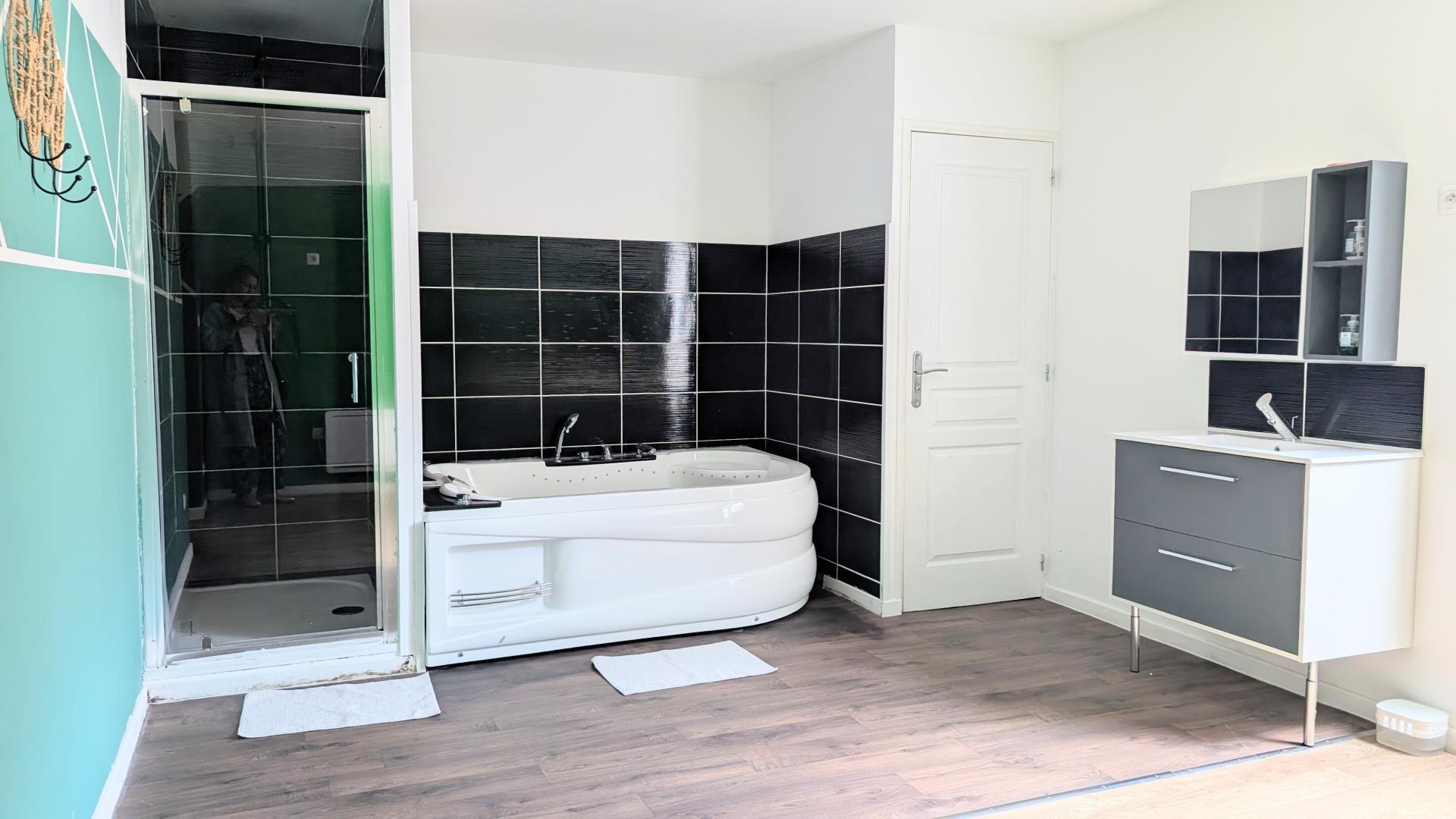 Miniature photo - 3 / 9