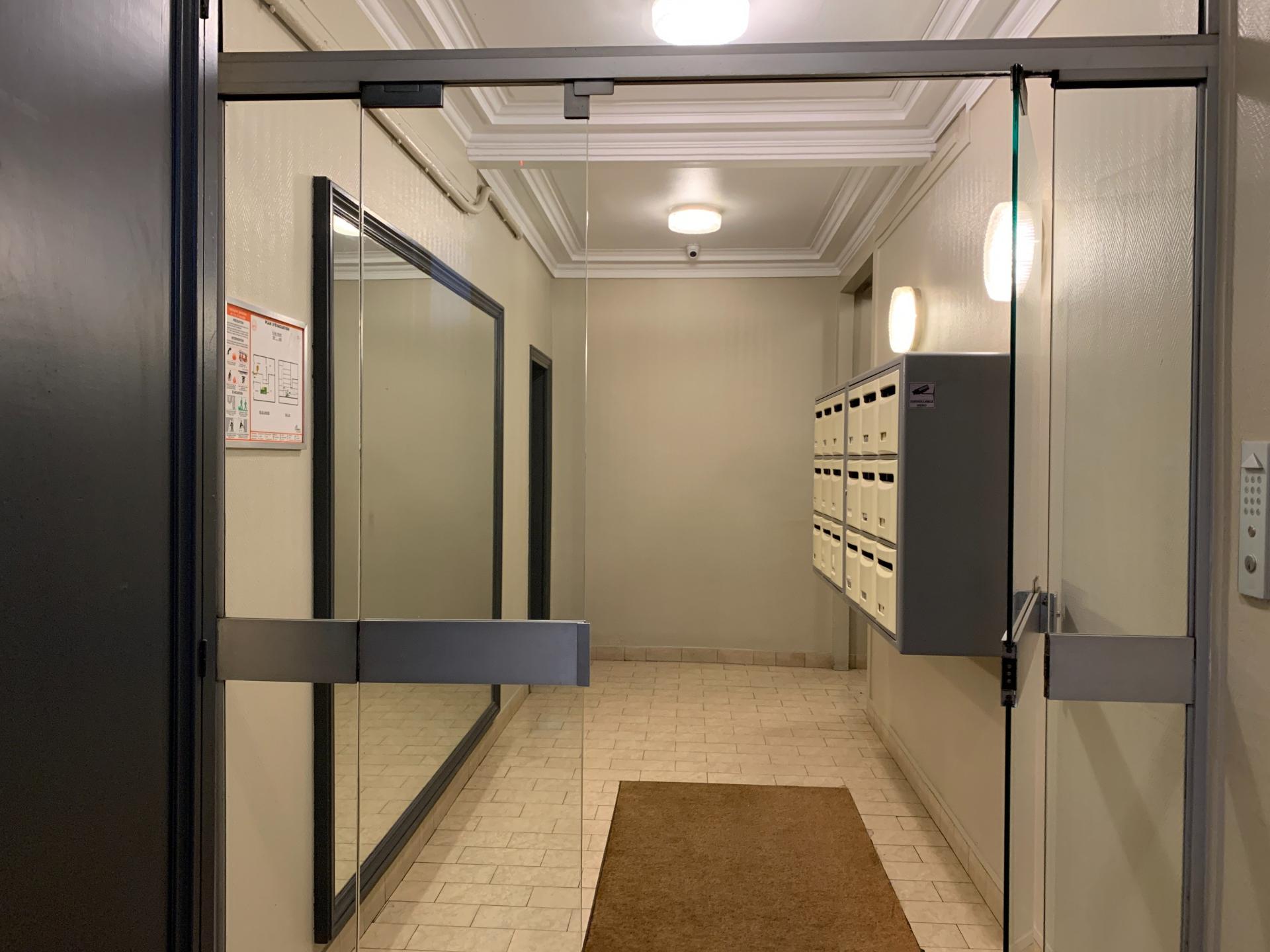 Miniature photo - 14 / 14