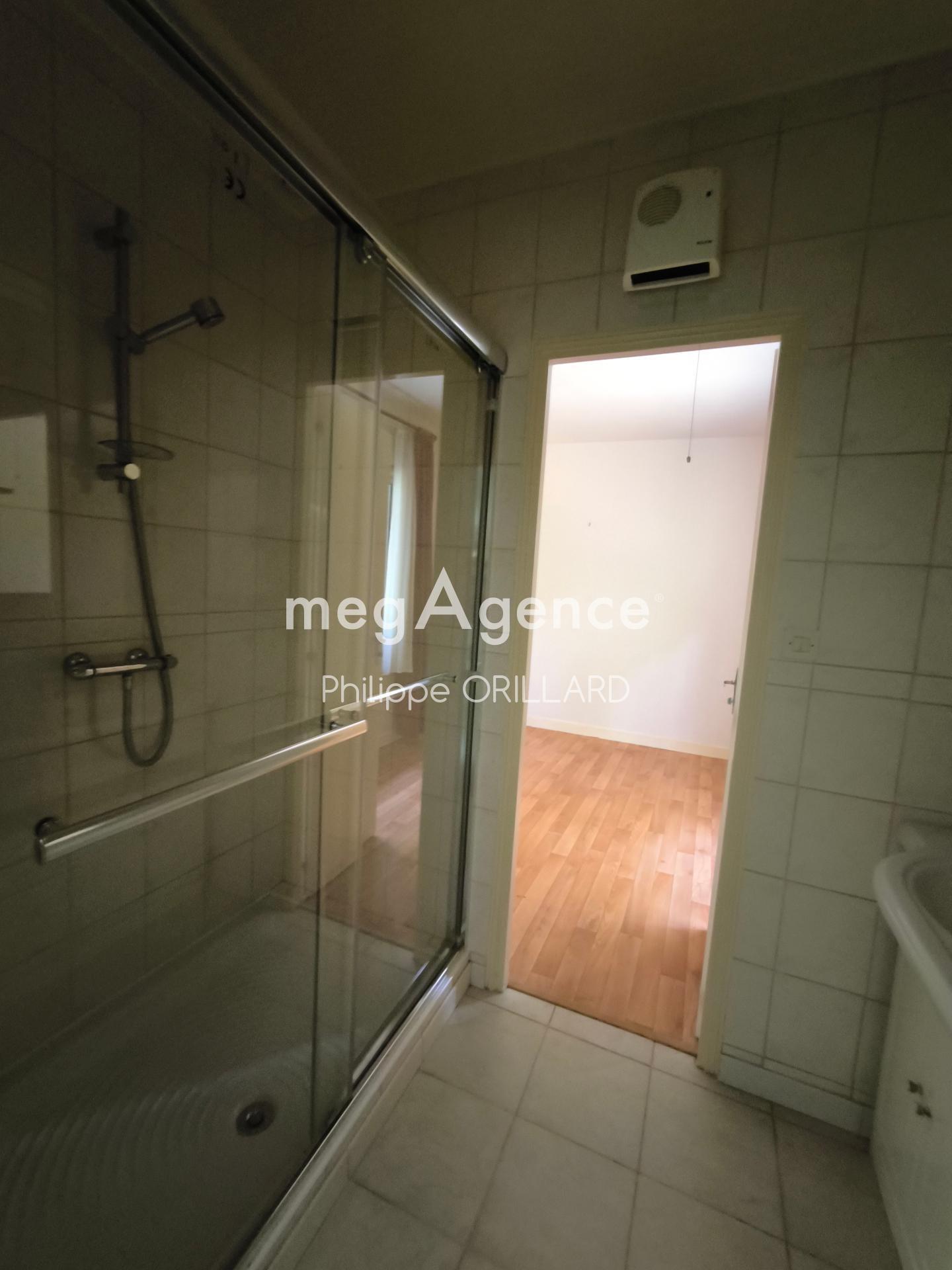 Miniature photo - 11 / 16