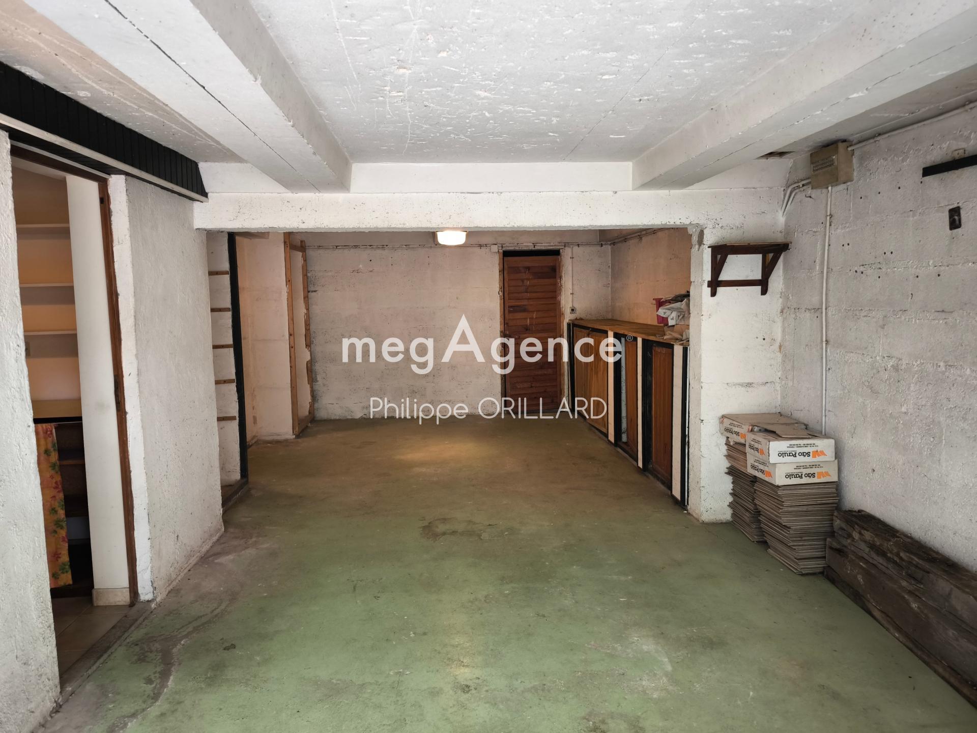 Miniature photo - 13 / 16