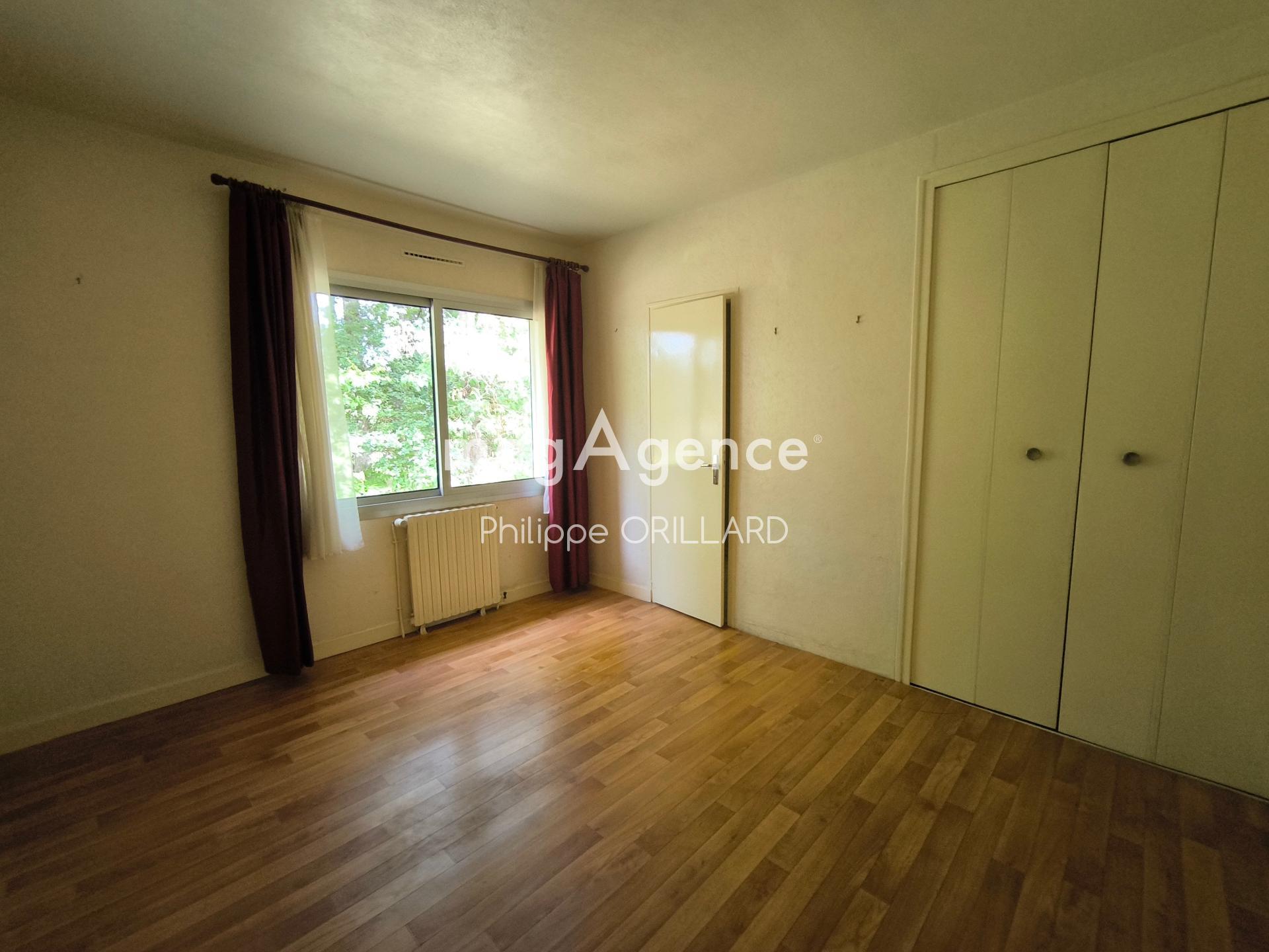 Miniature photo - 8 / 16