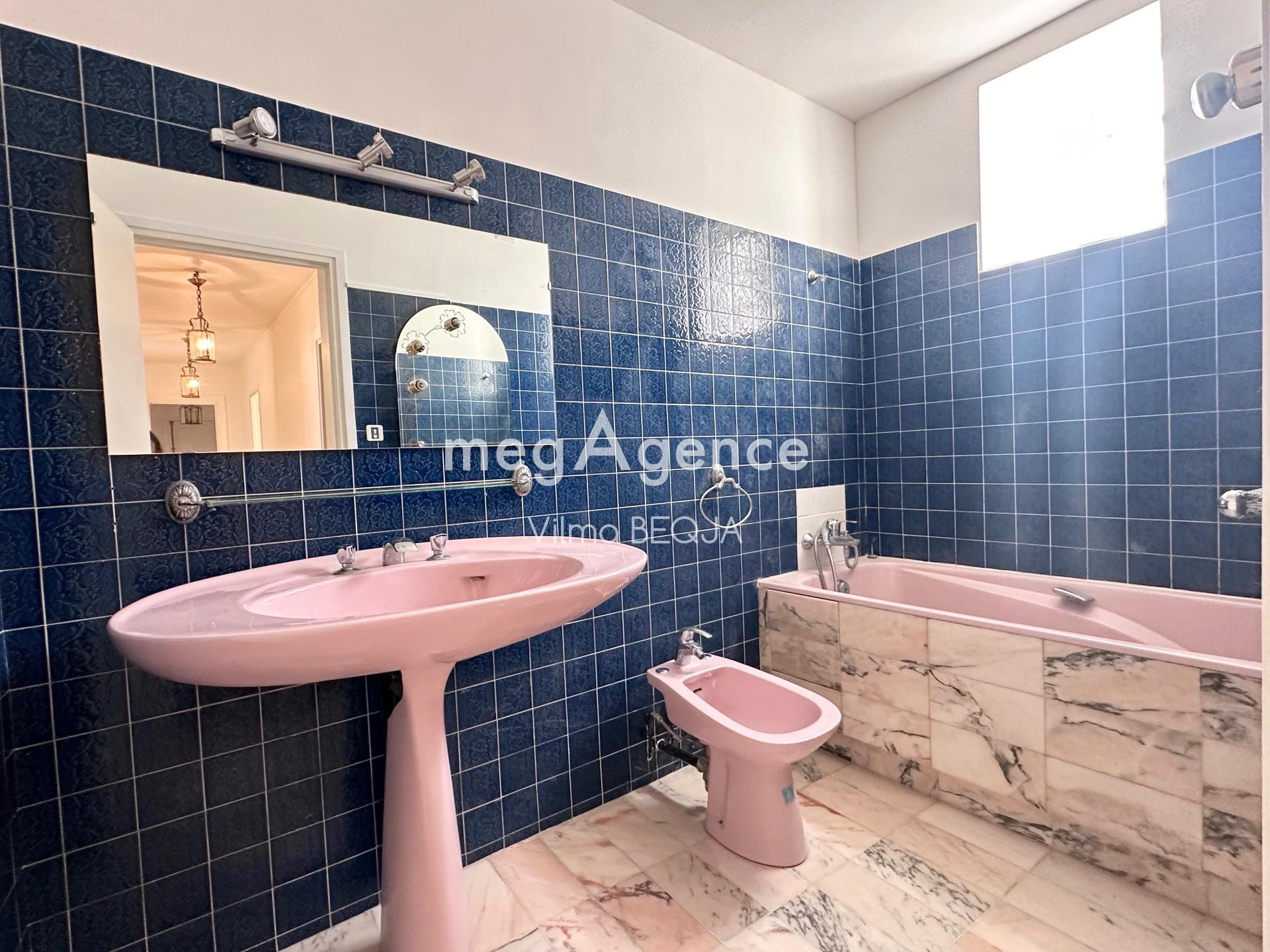 Miniature photo - 12 / 12