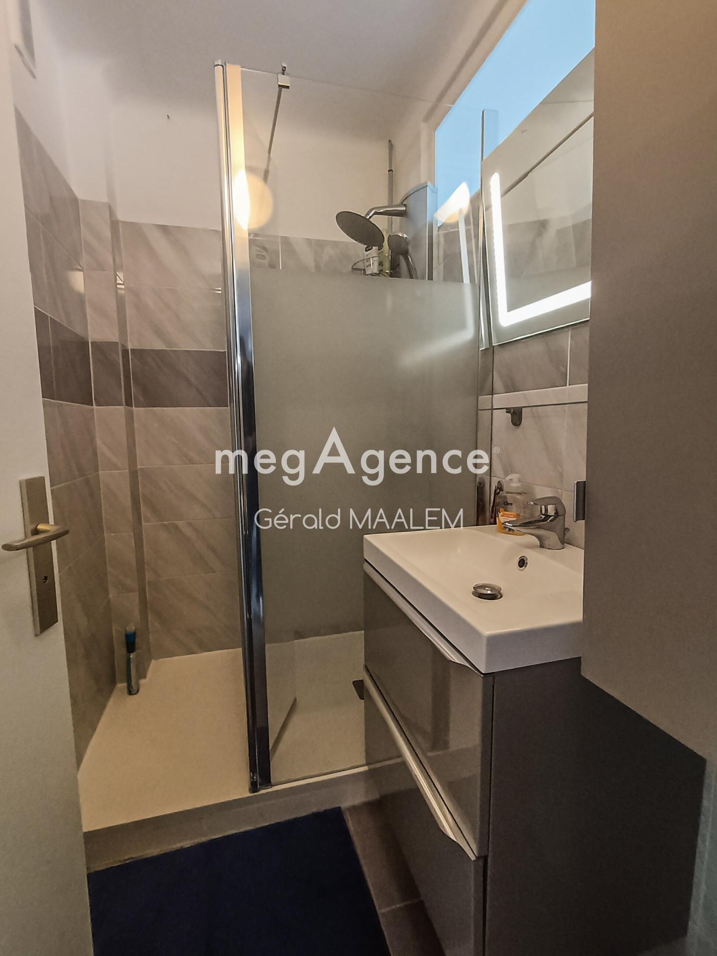 Miniature photo - 6 / 6