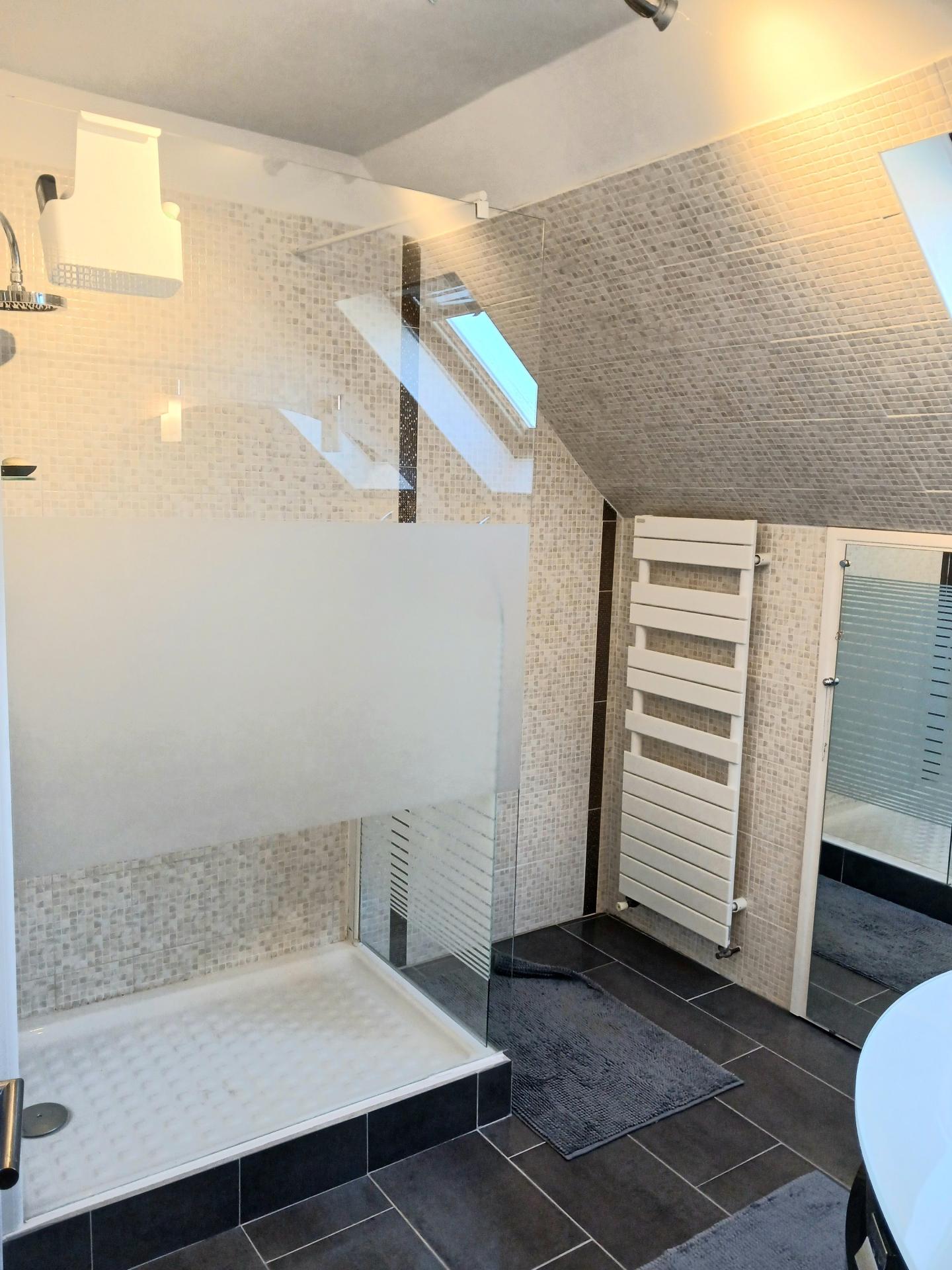 Miniature photo - 9 / 19