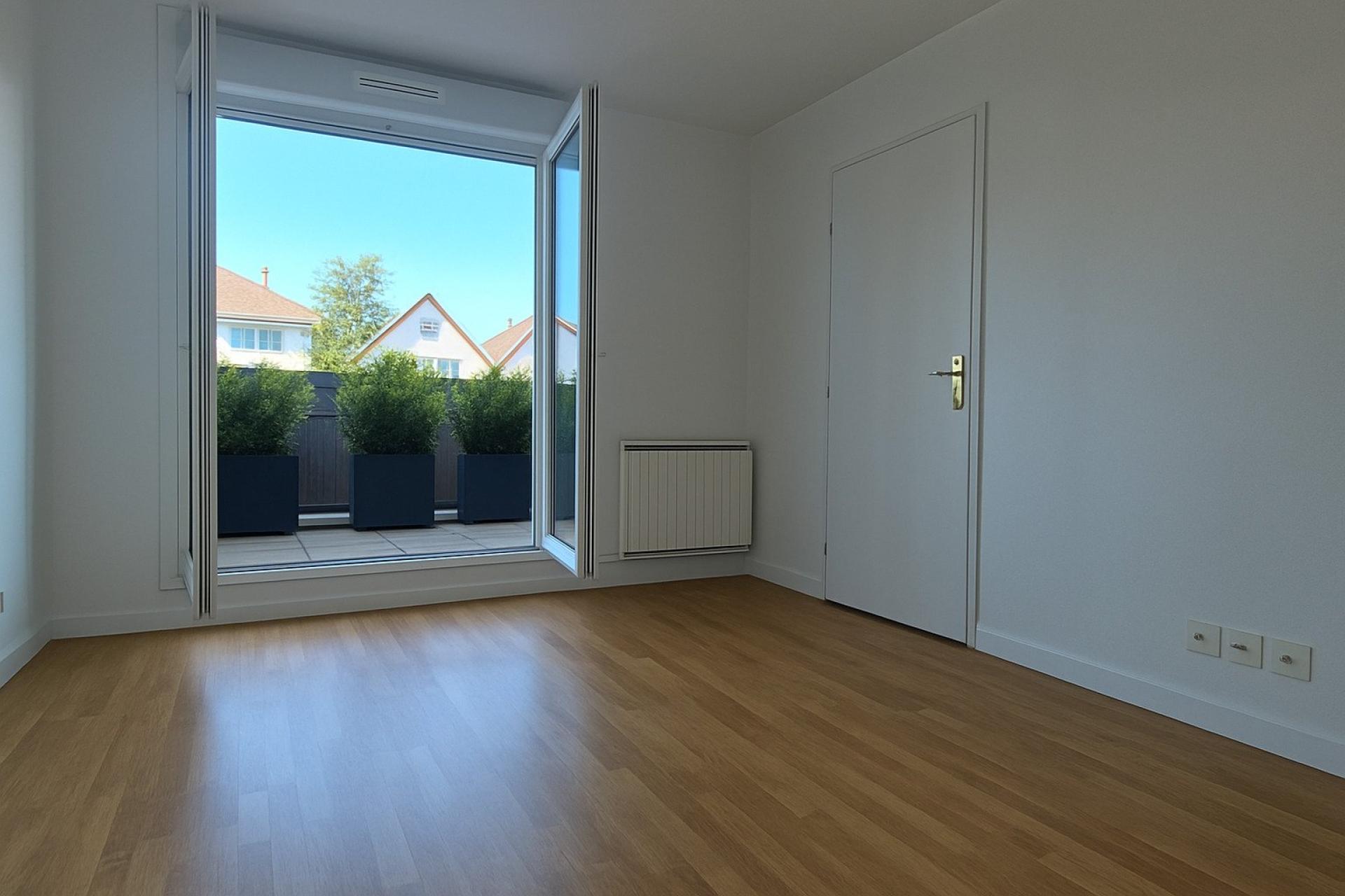 Miniature photo - 8 / 15