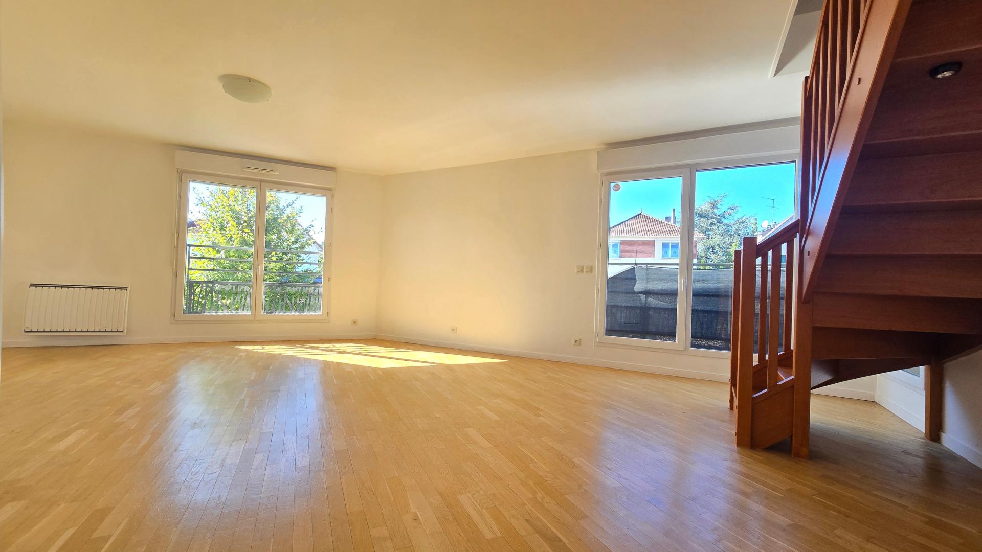 Miniature photo - 2 / 15