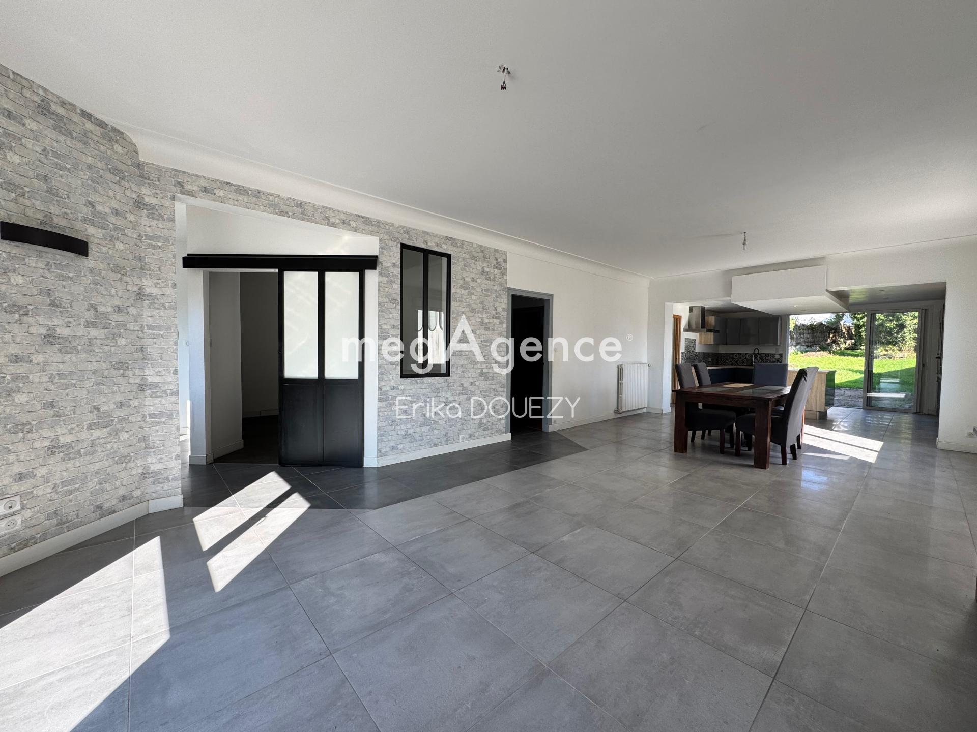 Miniature photo - 2 / 12