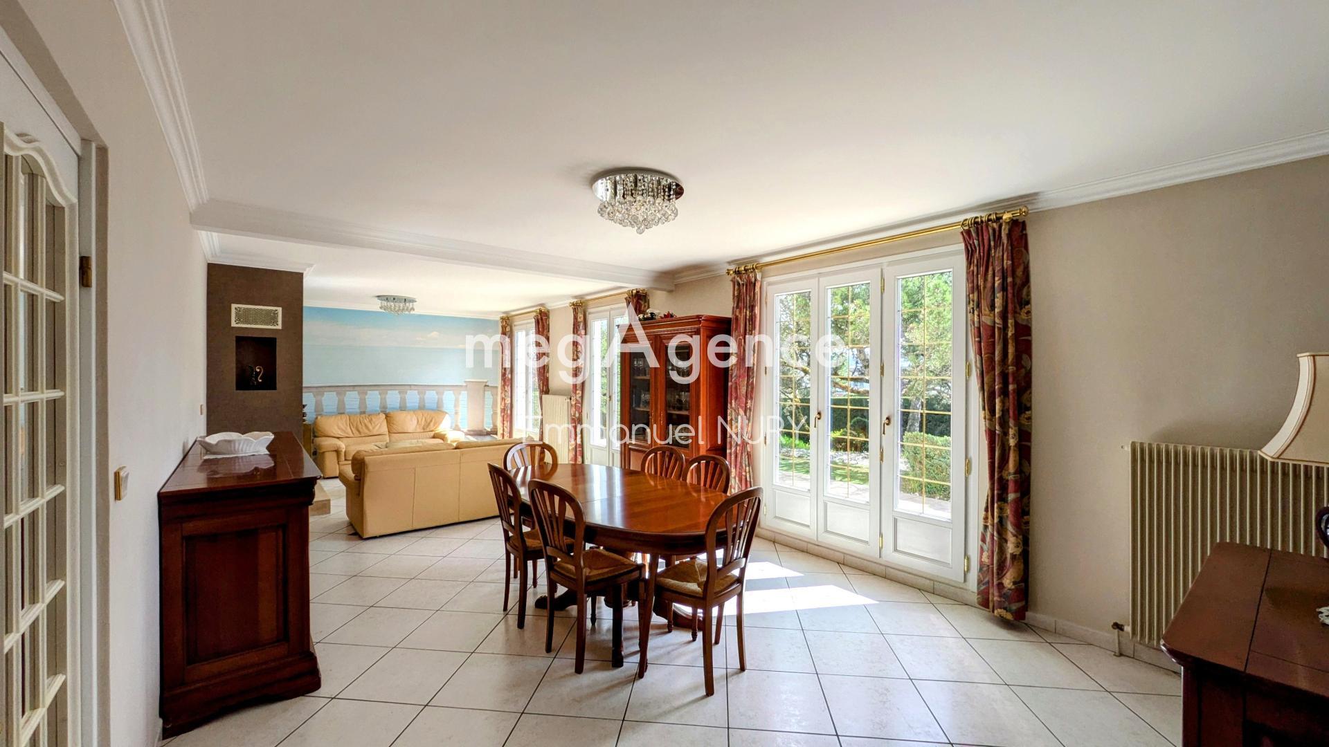 Miniature photo - 3 / 16