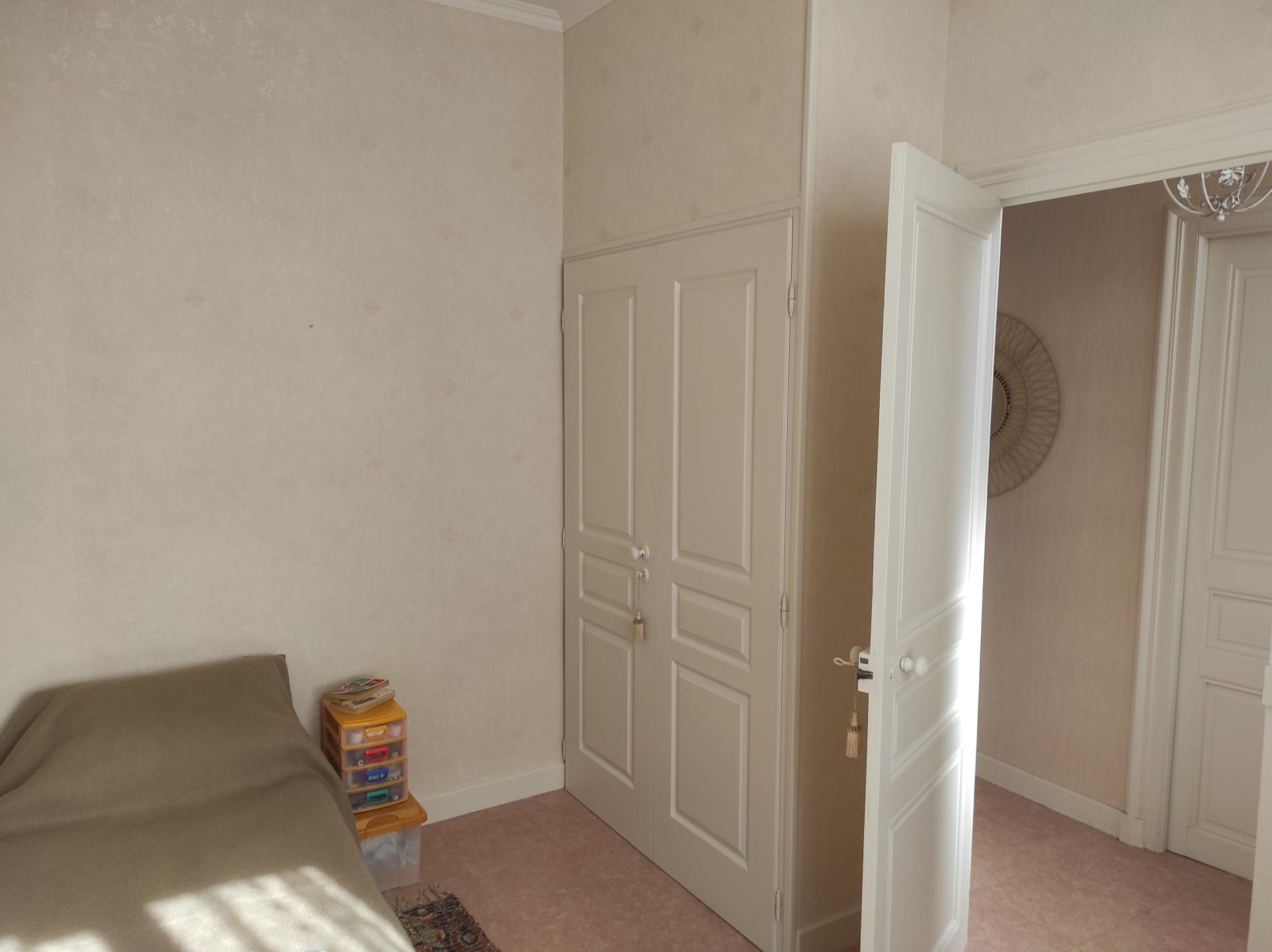 Miniature photo - 6 / 10