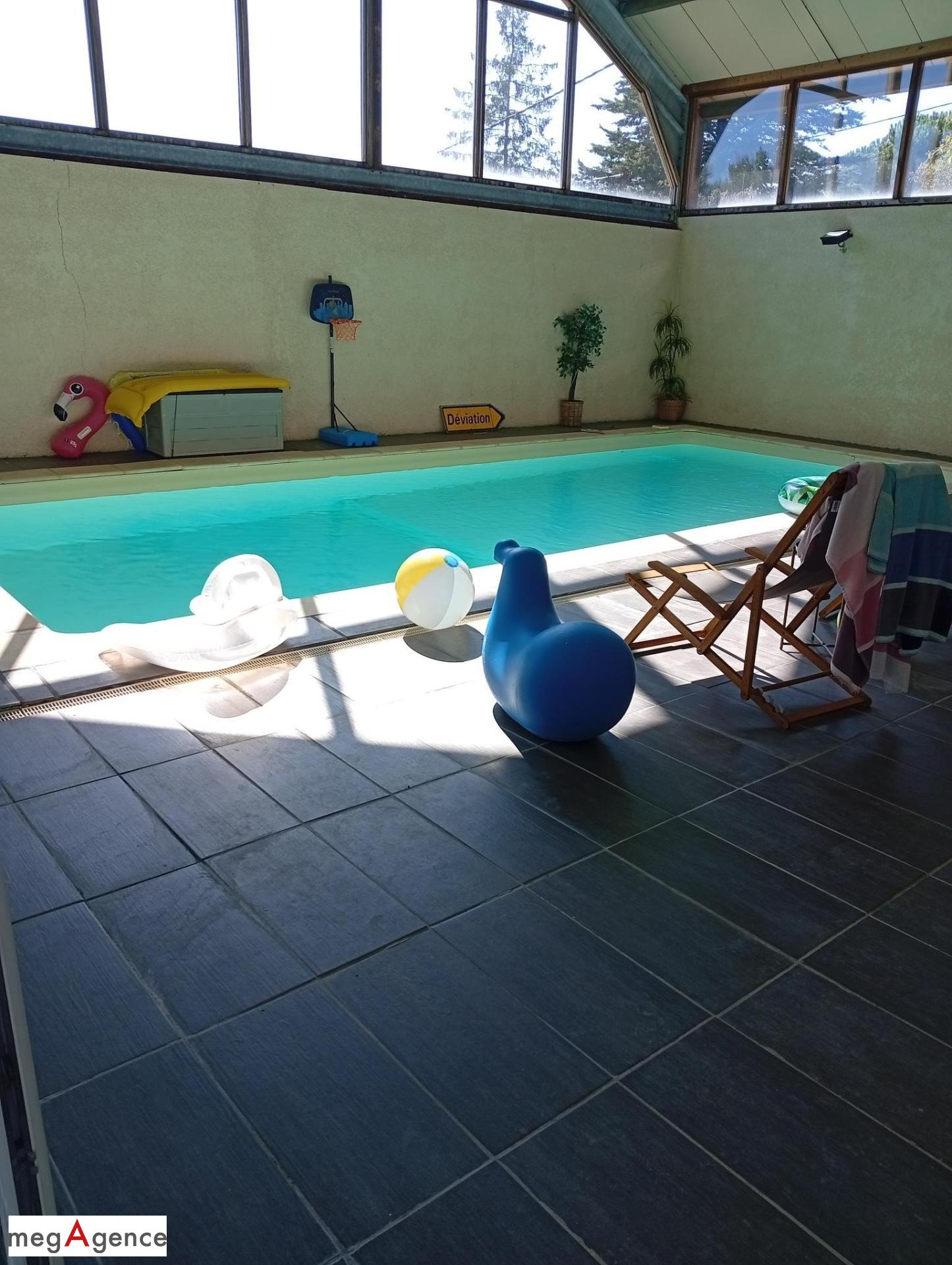 Miniature photo - 2 / 8