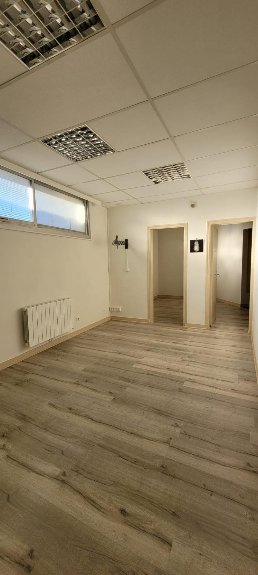 Miniature photo - 6 / 9