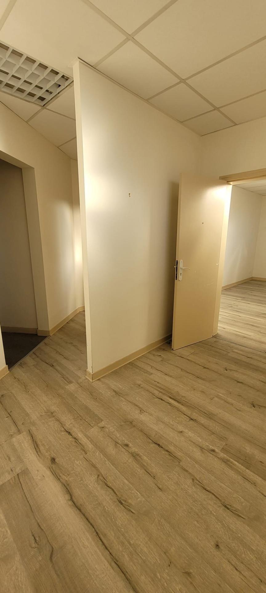 Miniature photo - 5 / 9