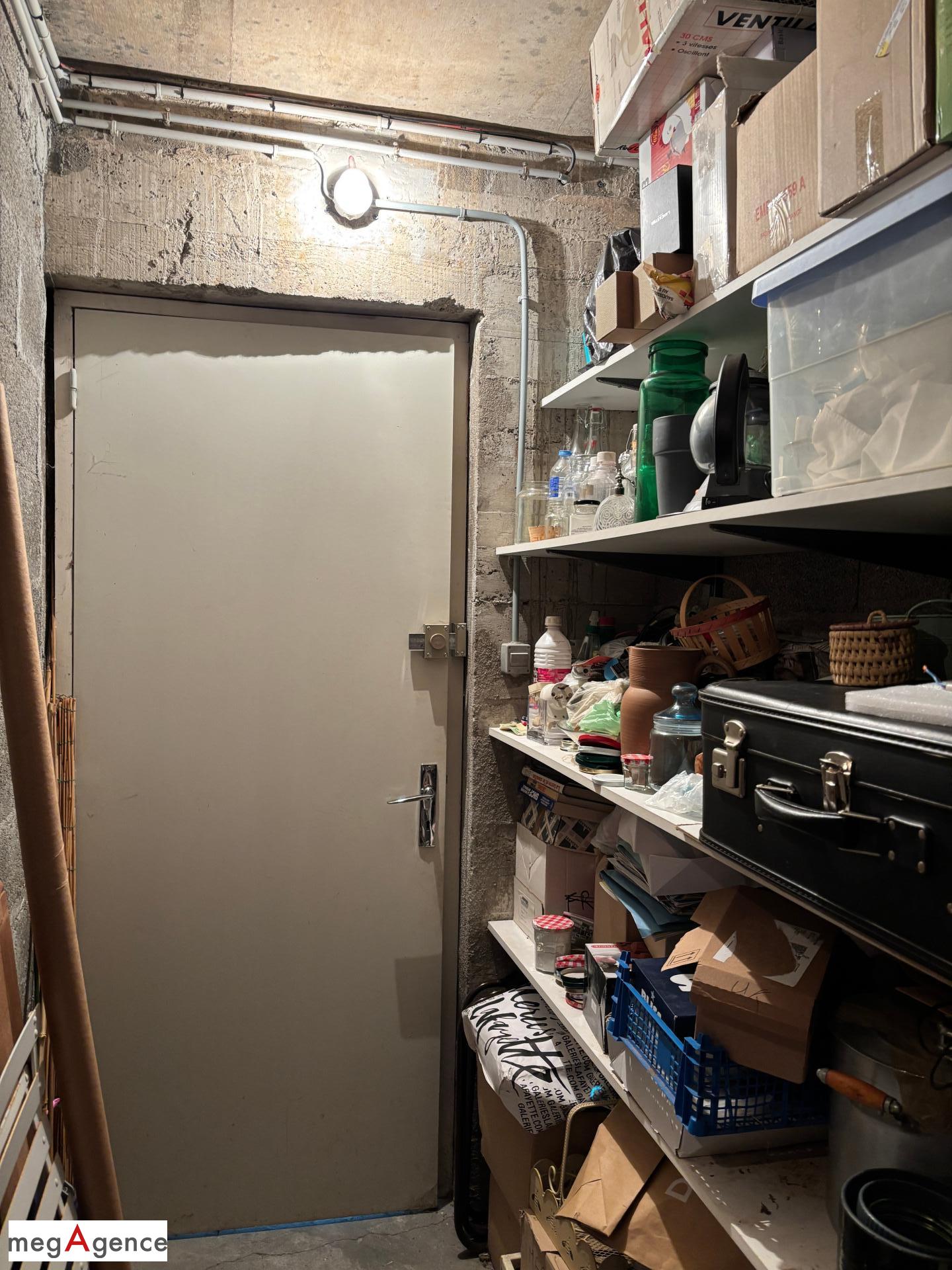 Miniature photo - 16 / 16