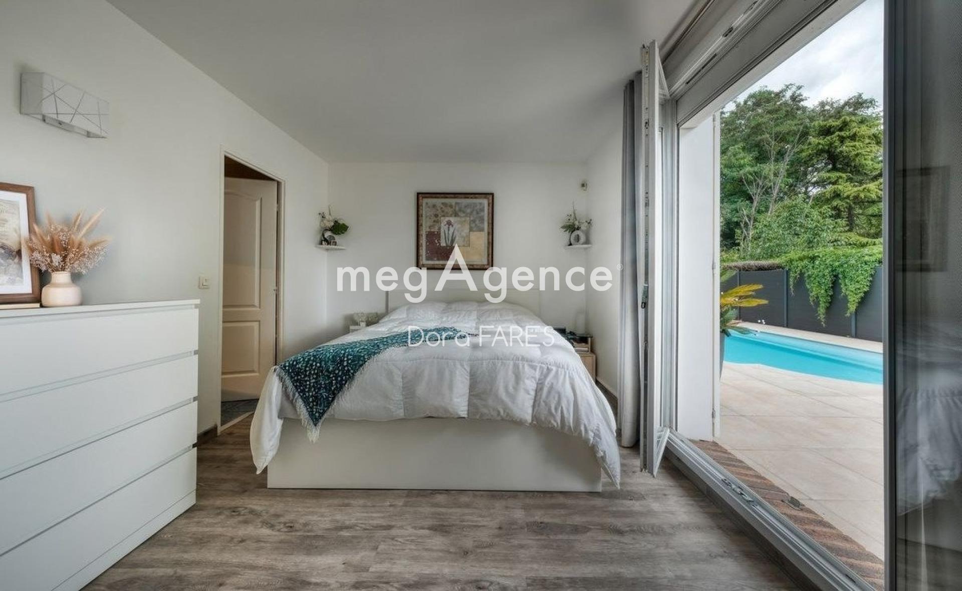 Miniature photo - 8 / 14