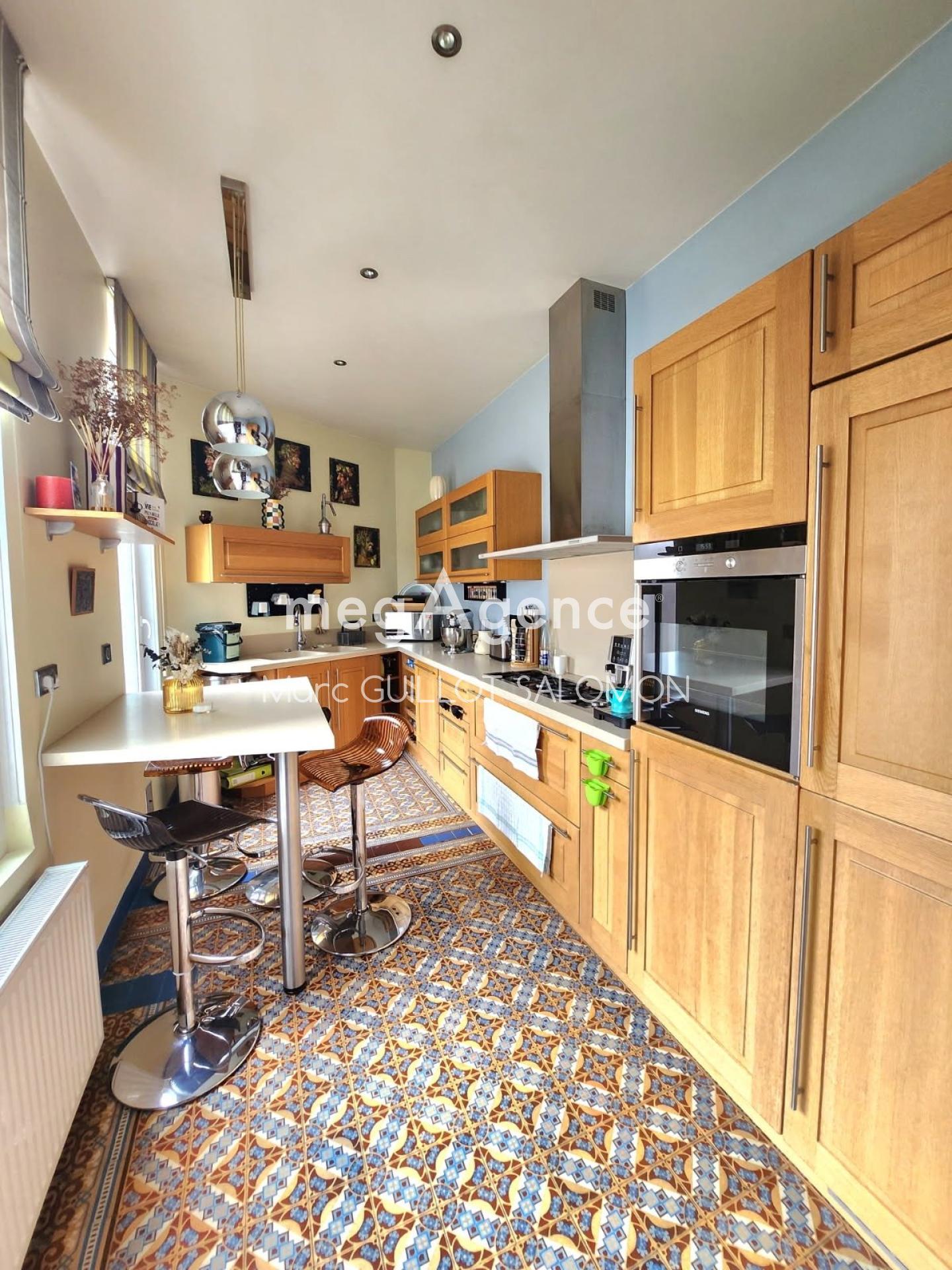 Miniature photo - 4 / 10