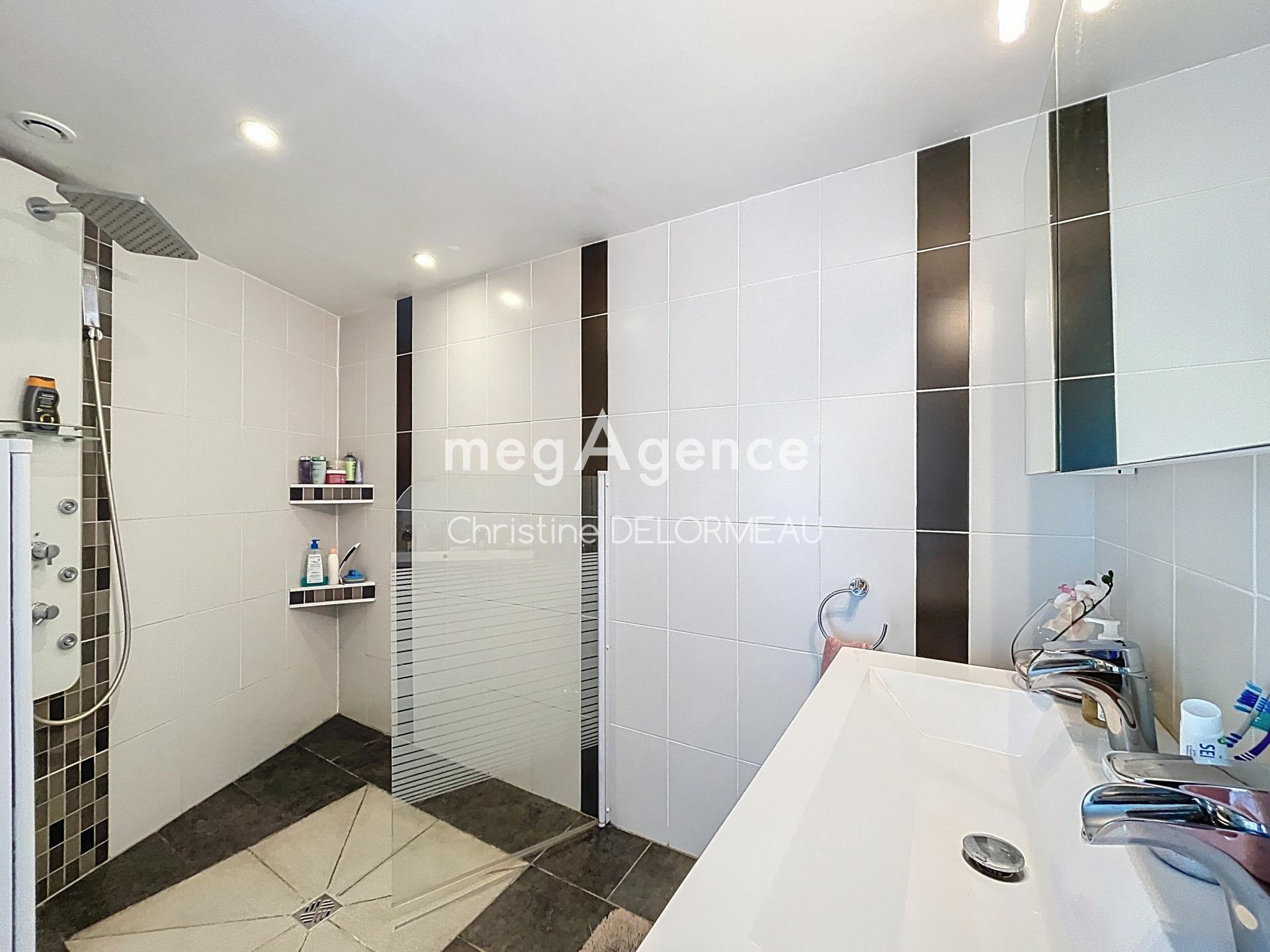 Miniature photo - 8 / 14