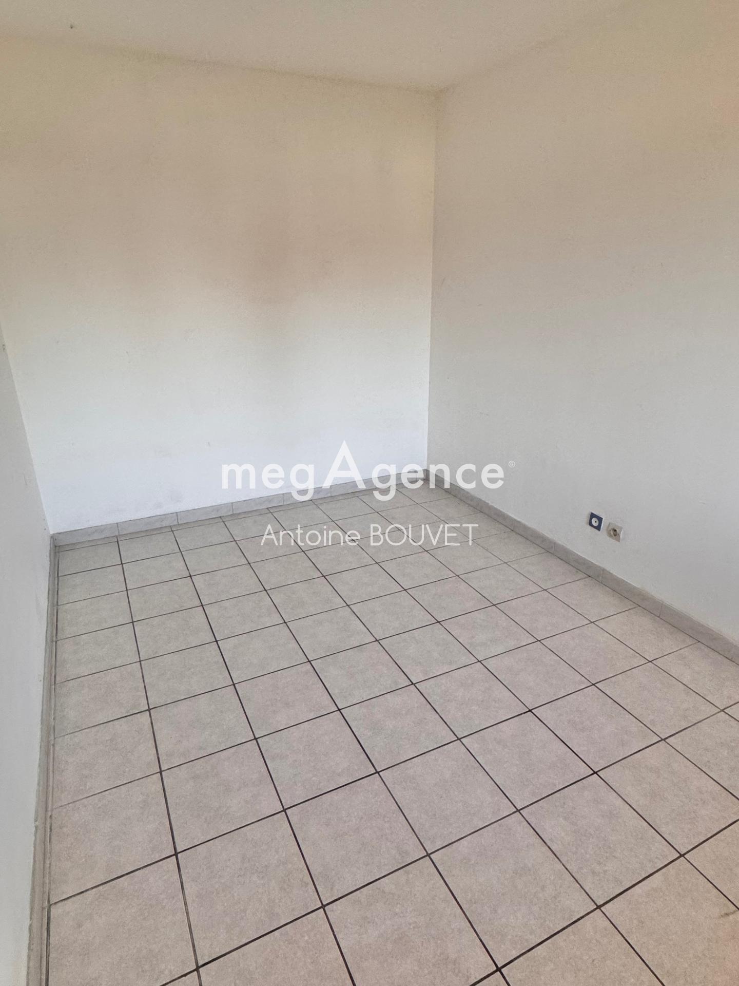 Miniature photo - 4 / 10