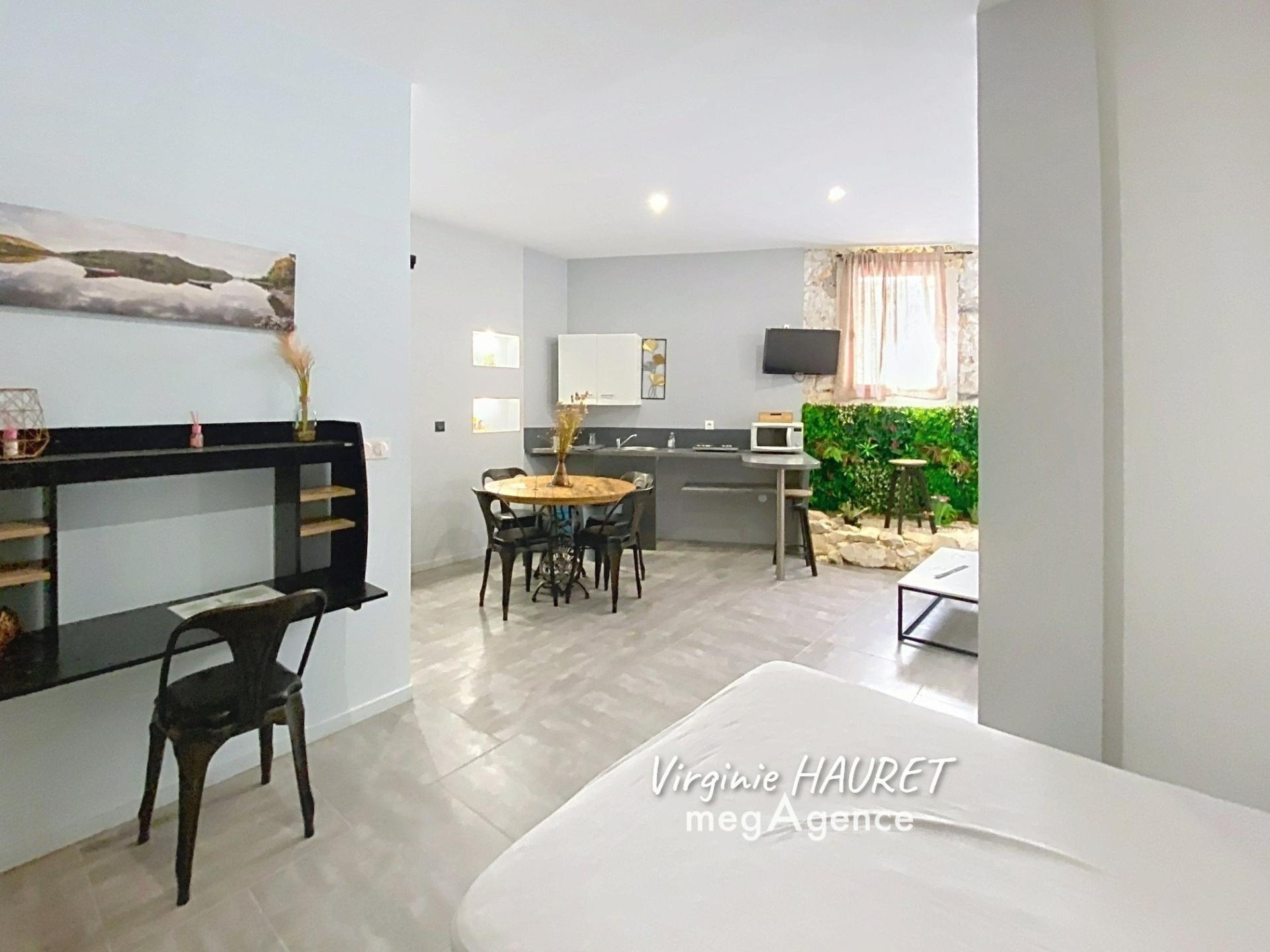 Miniature photo - 12 / 19