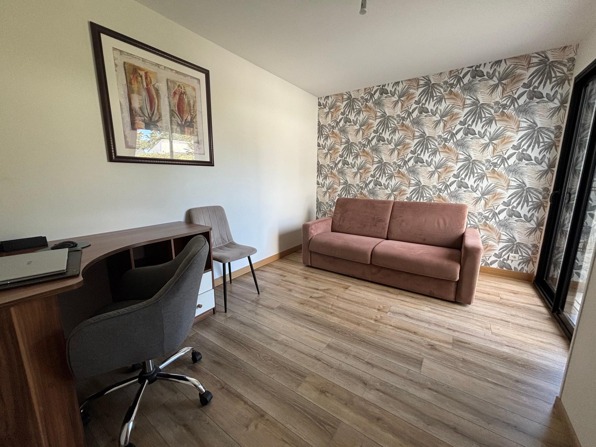 Miniature photo - 10 / 12