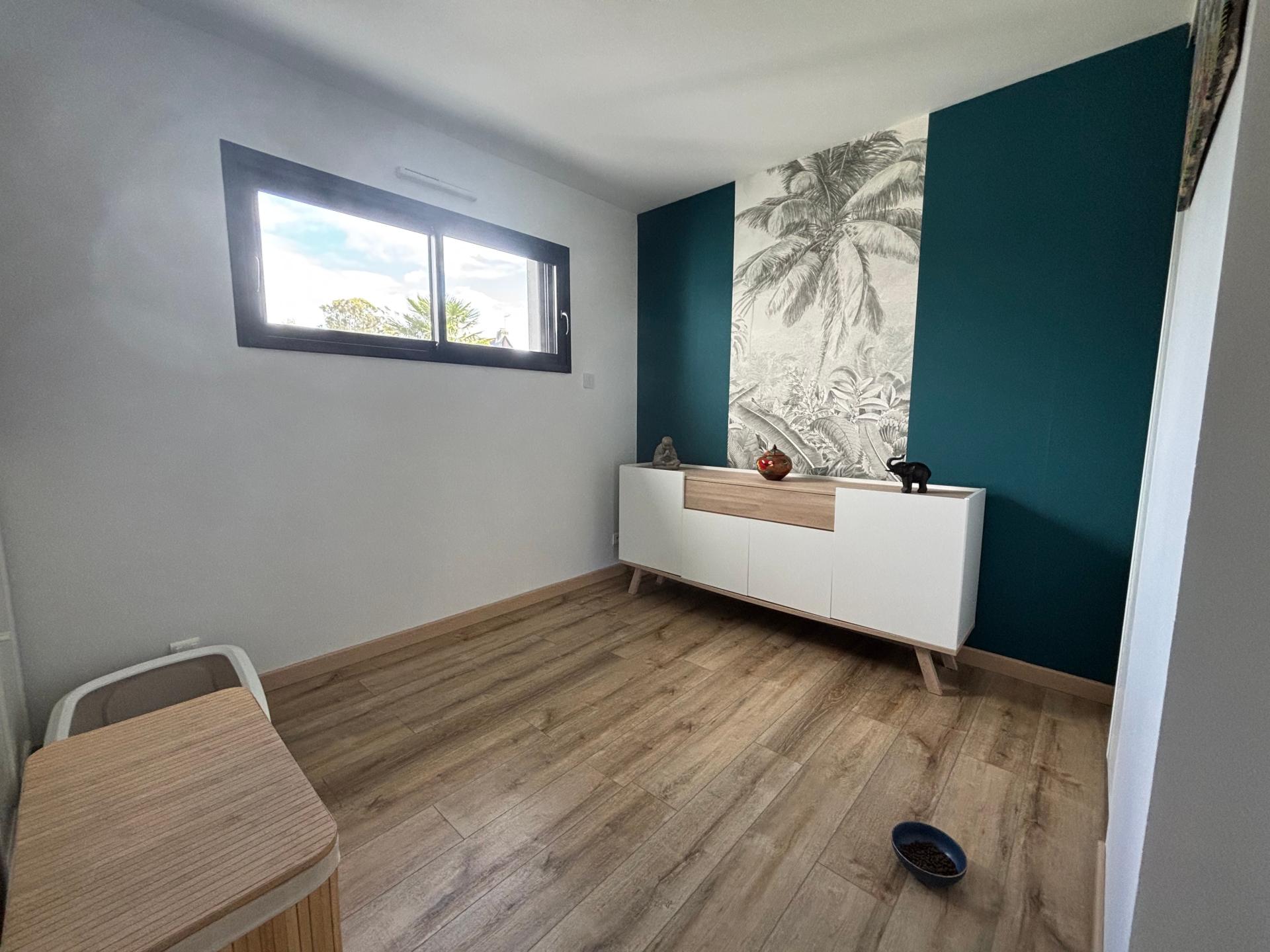 Miniature photo - 9 / 12