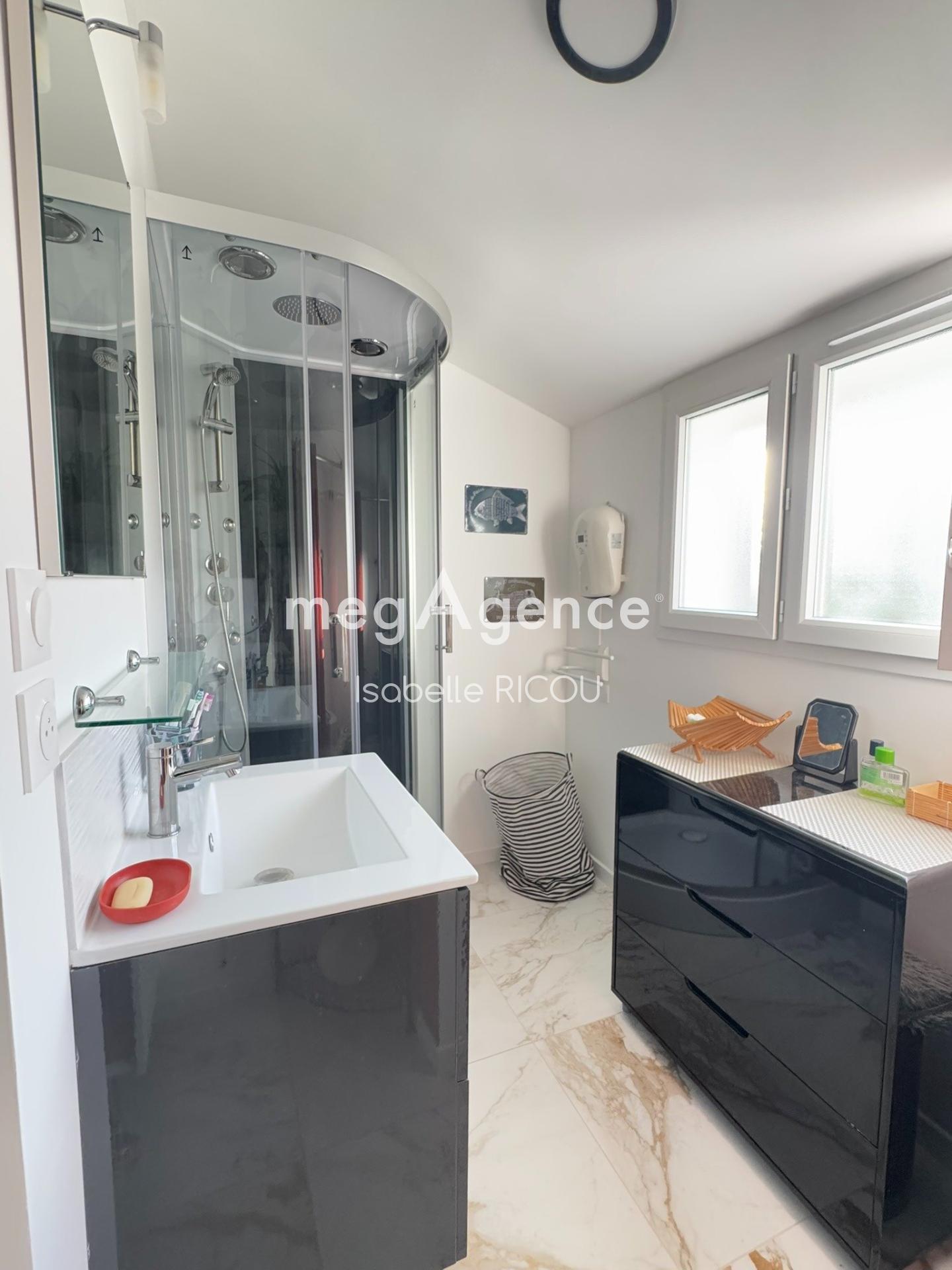 Miniature photo - 9 / 16