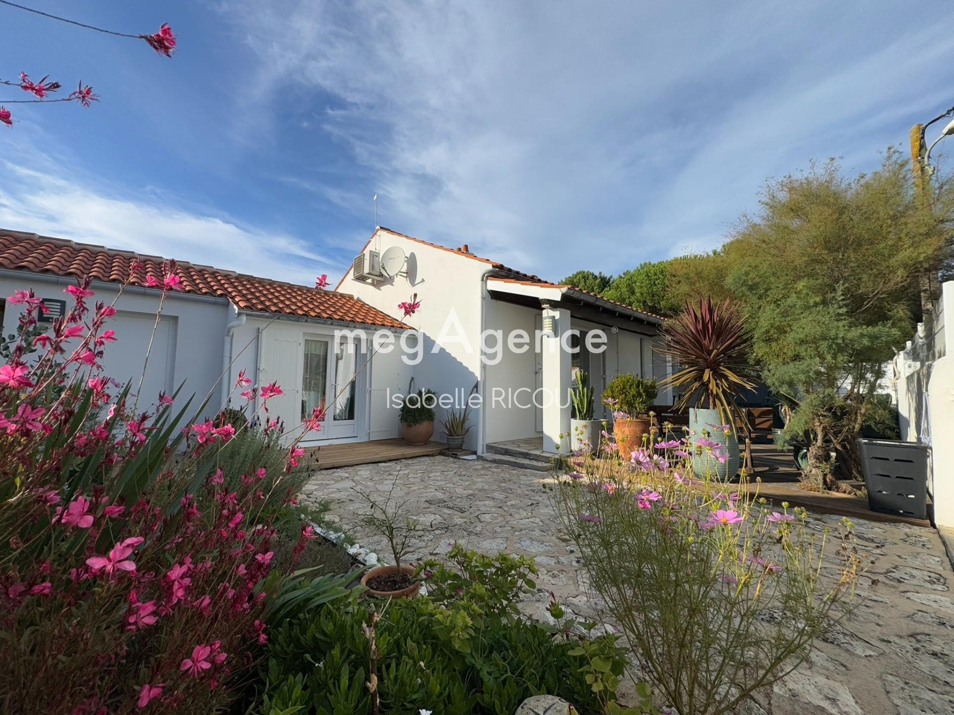 Miniature photo - 2 / 16