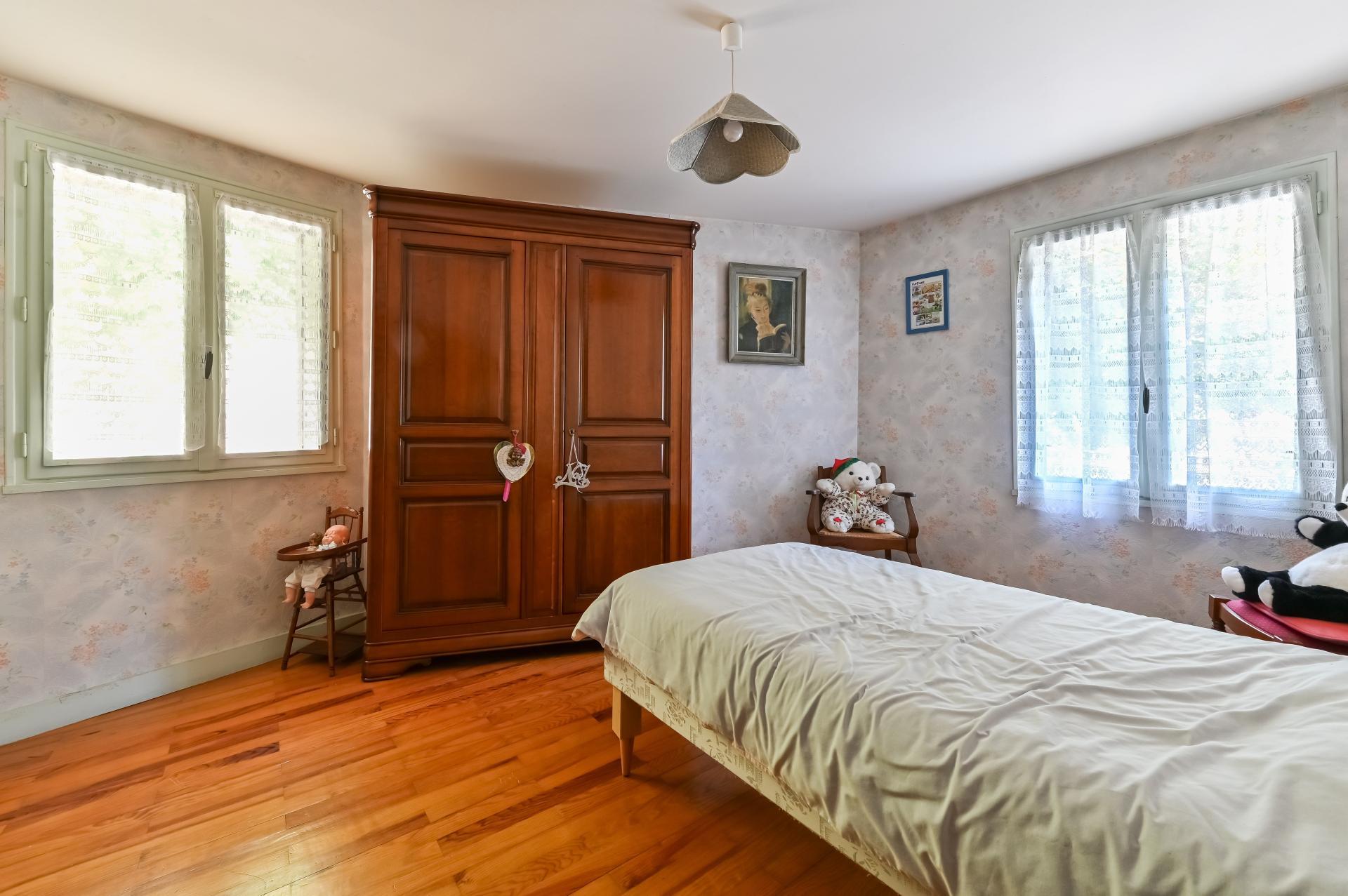 Miniature photo - 6 / 8