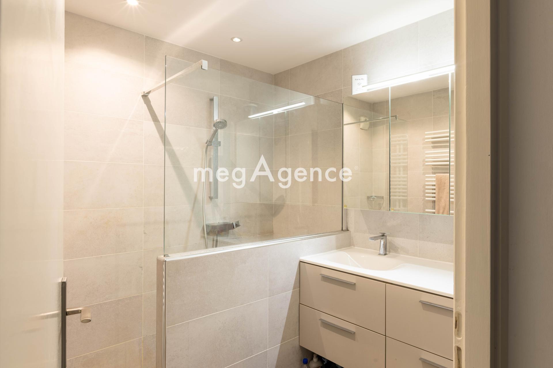 Miniature photo - 6 / 9