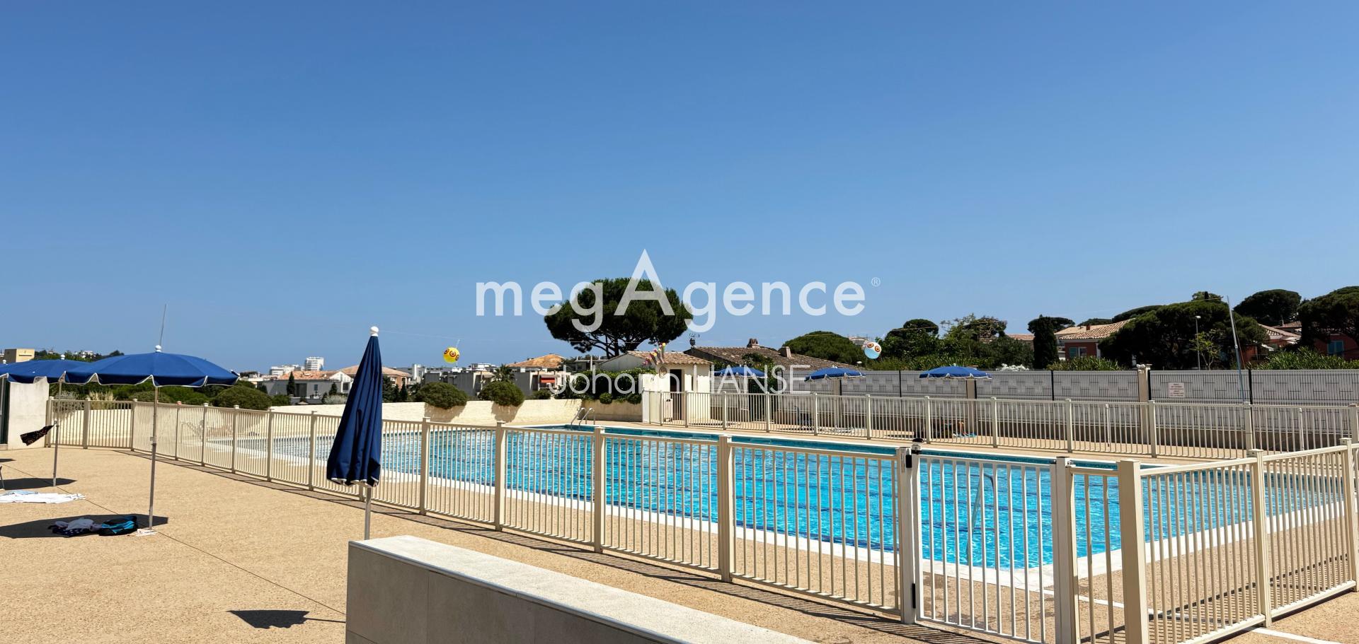 Miniature photo - 9 / 10