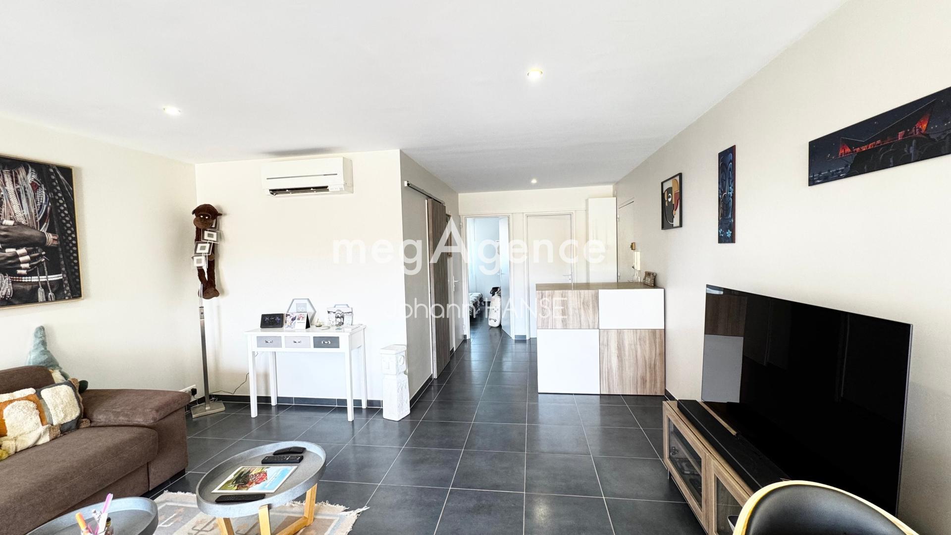 Miniature photo - 4 / 10