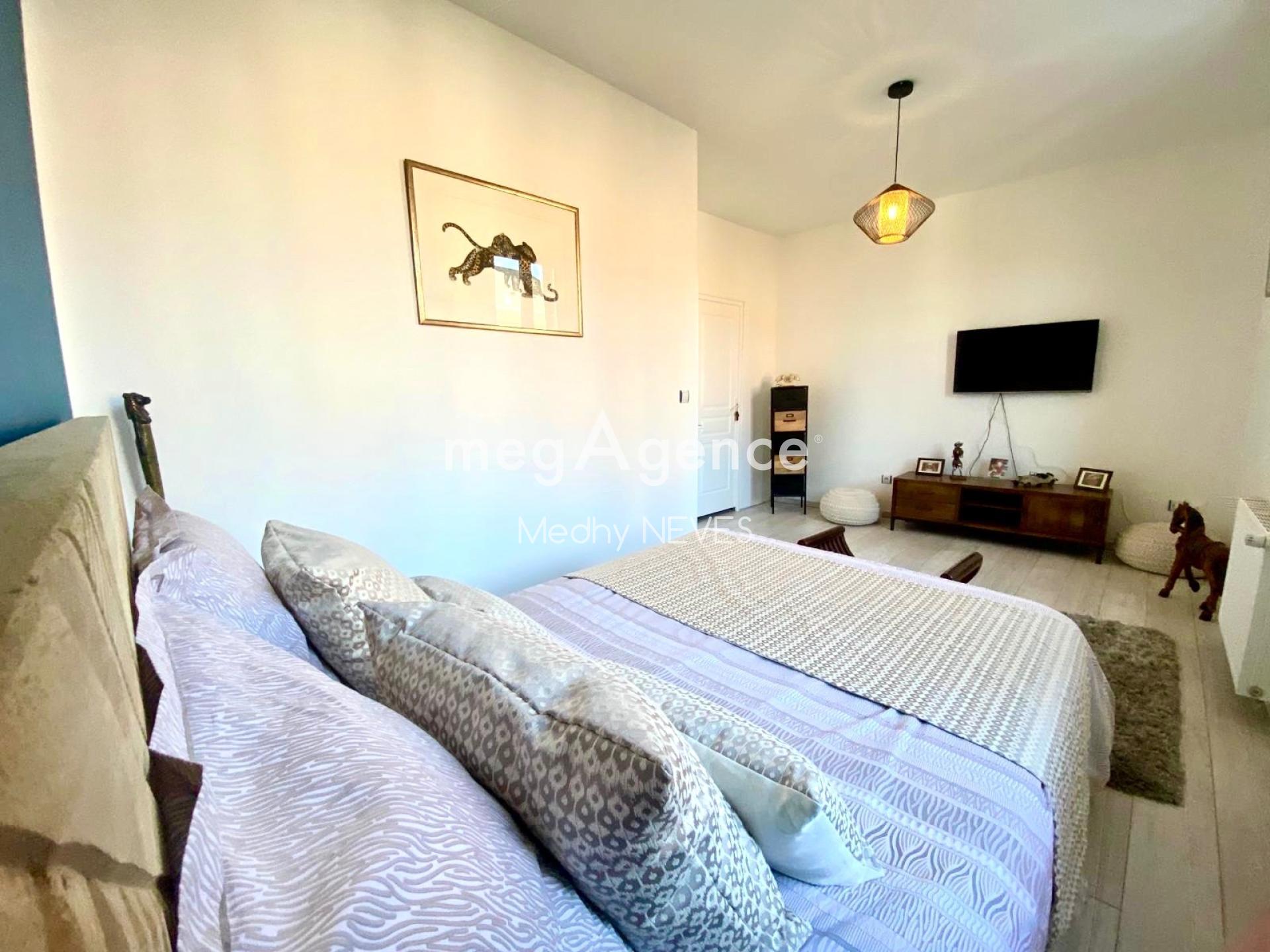 Miniature photo - 9 / 15