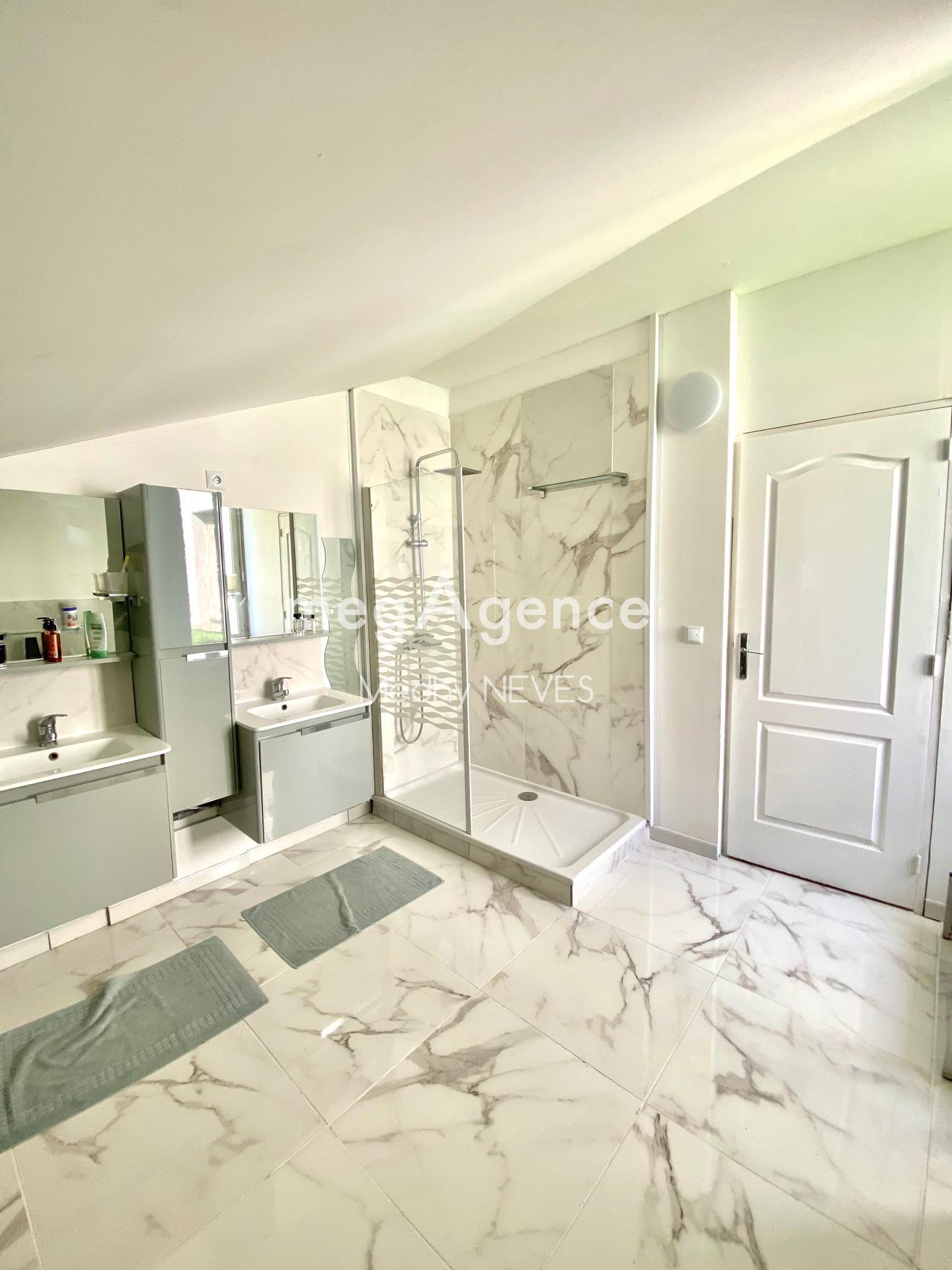 Miniature photo - 3 / 15