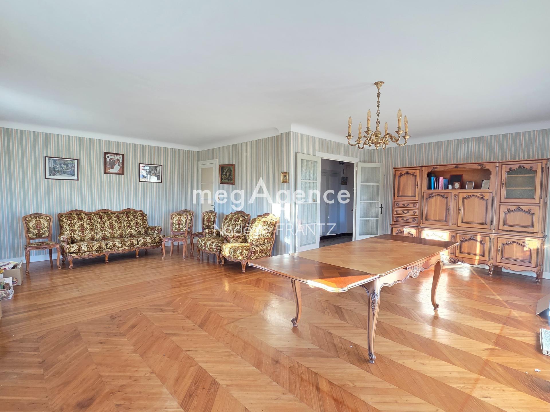 Miniature photo - 2 / 12