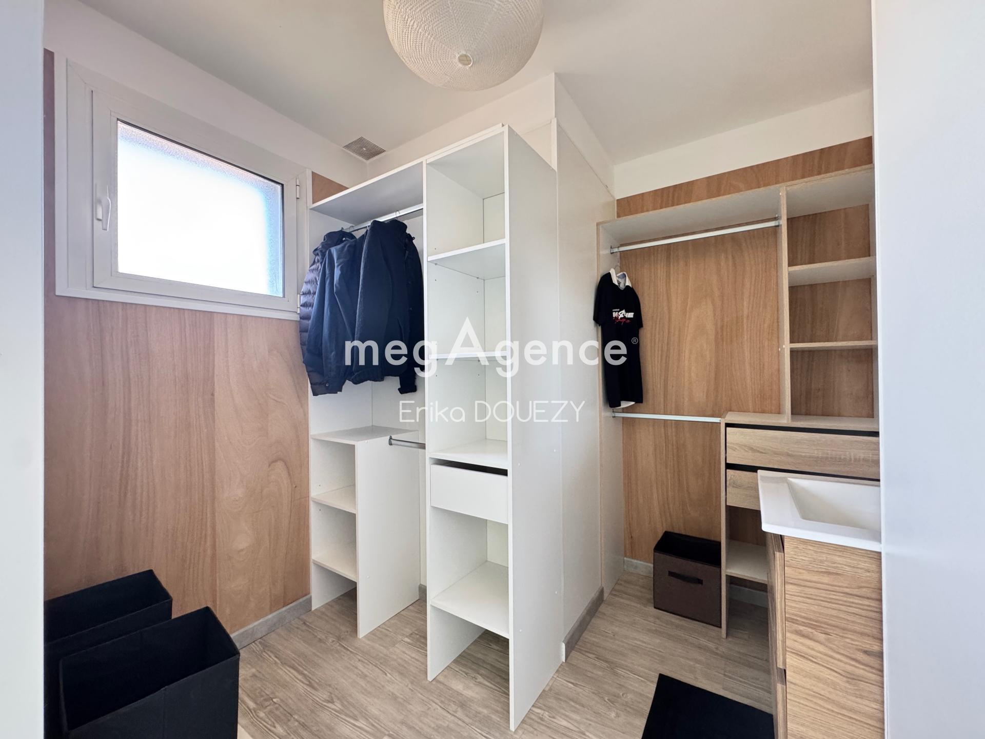 Miniature photo - 12 / 15