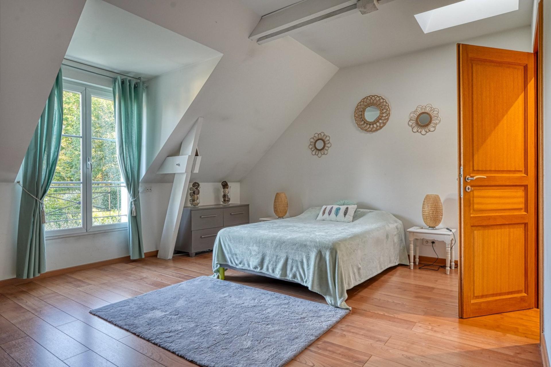 Miniature photo - 17 / 20