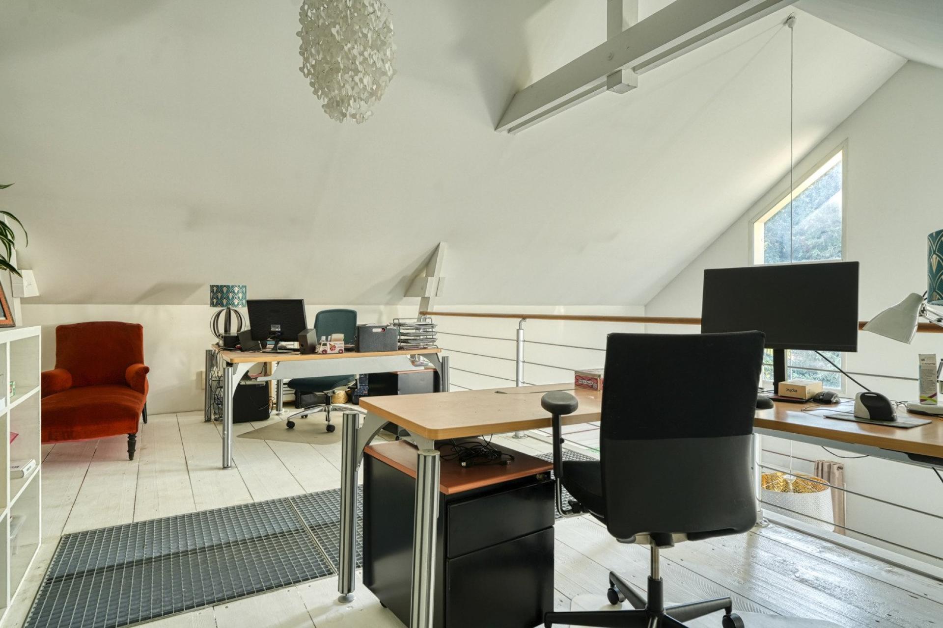 Miniature photo - 16 / 20