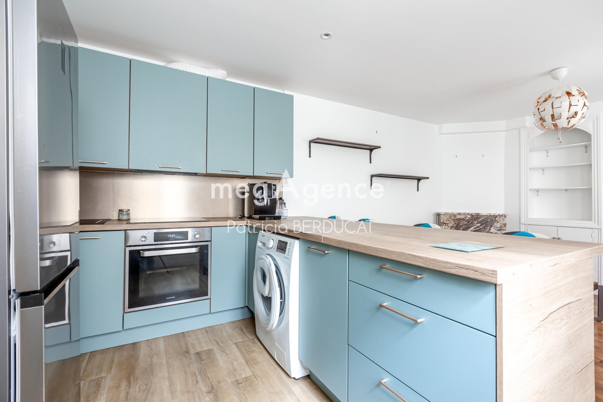 Miniature photo - 5 / 10