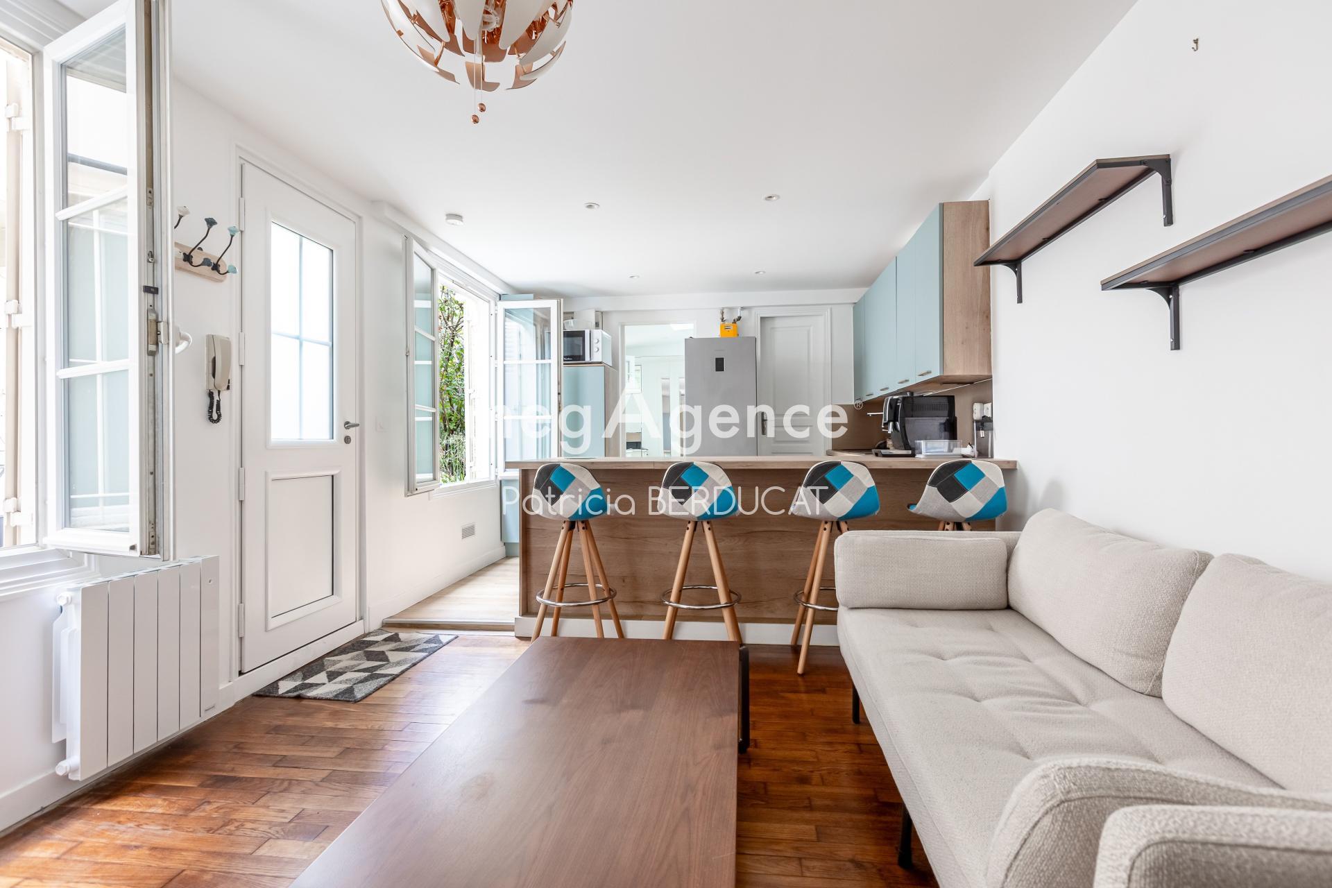 Miniature photo - 2 / 10