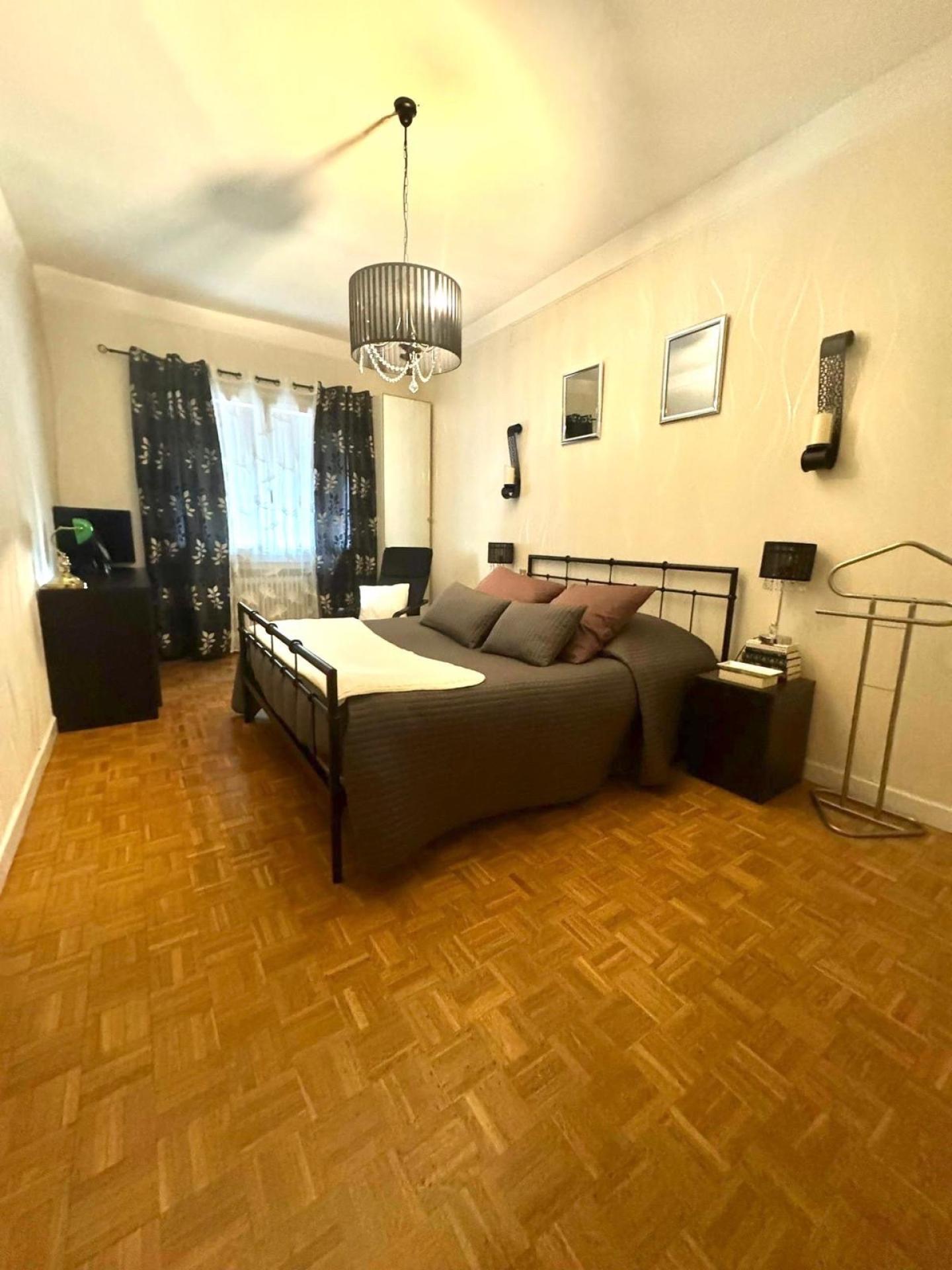 Miniature photo - 9 / 18