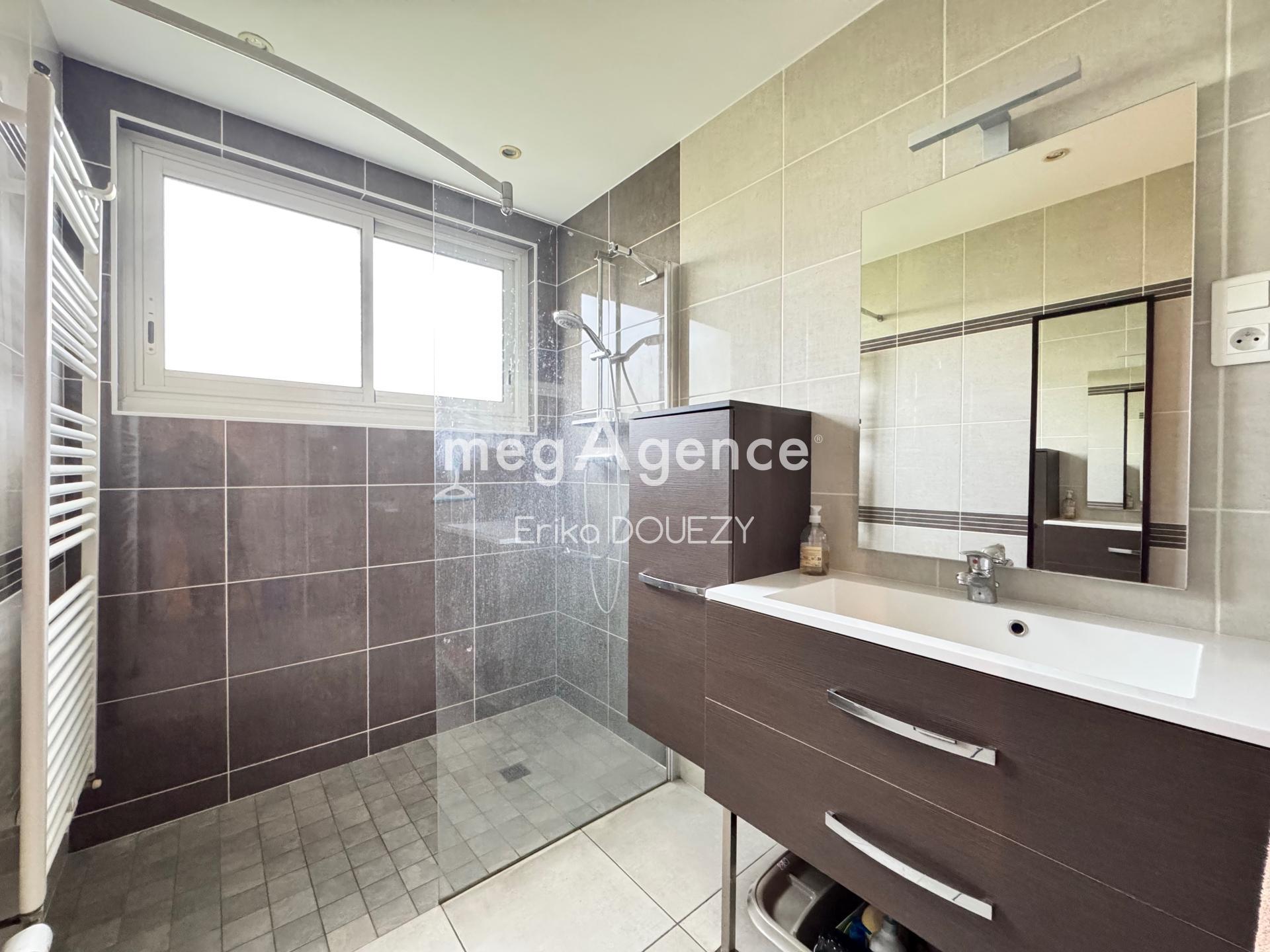 Miniature photo - 10 / 15