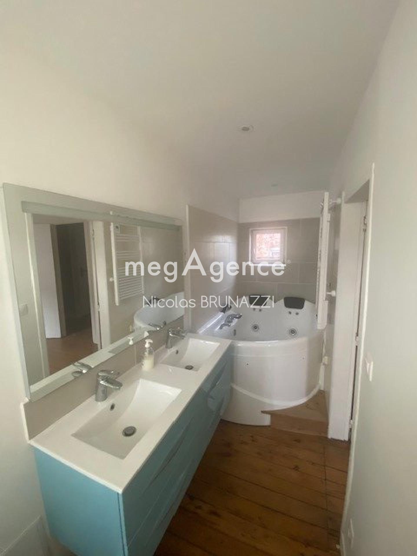 Miniature photo - 8 / 8