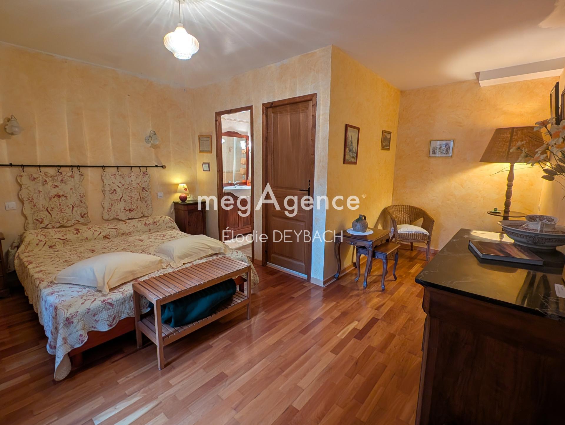 Miniature photo - 5 / 10