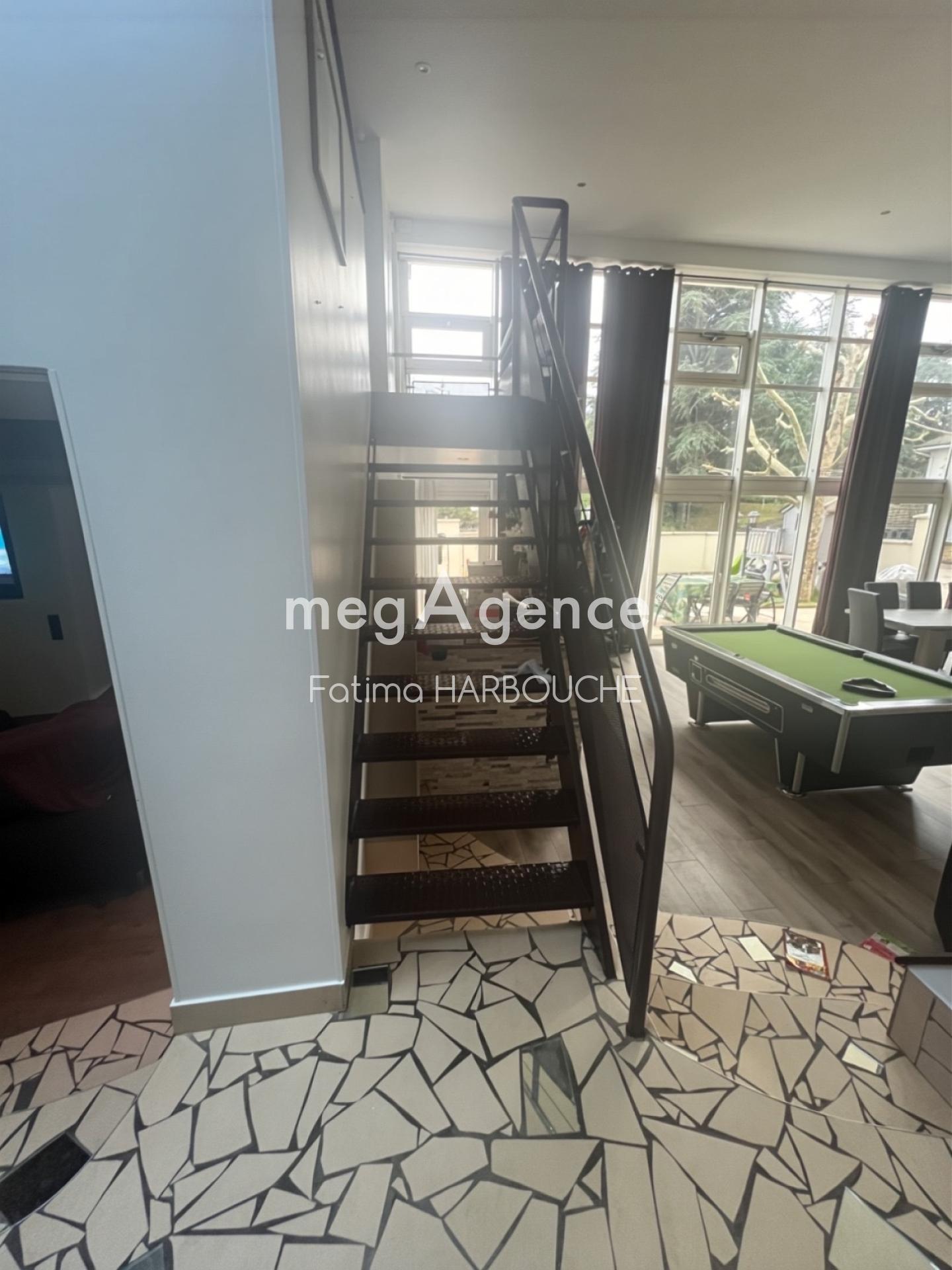 Miniature photo - 11 / 18