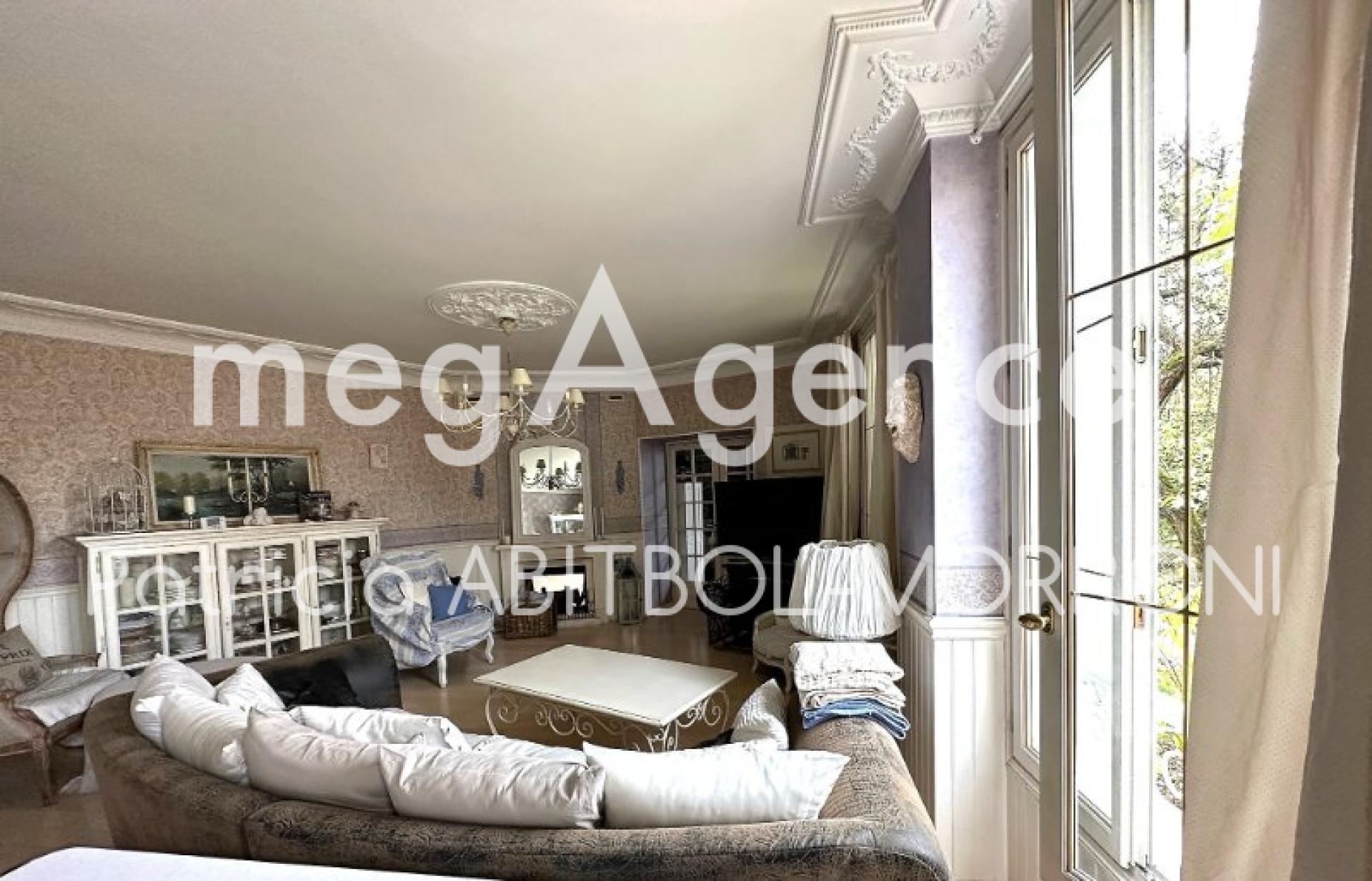 Miniature photo - 4 / 12