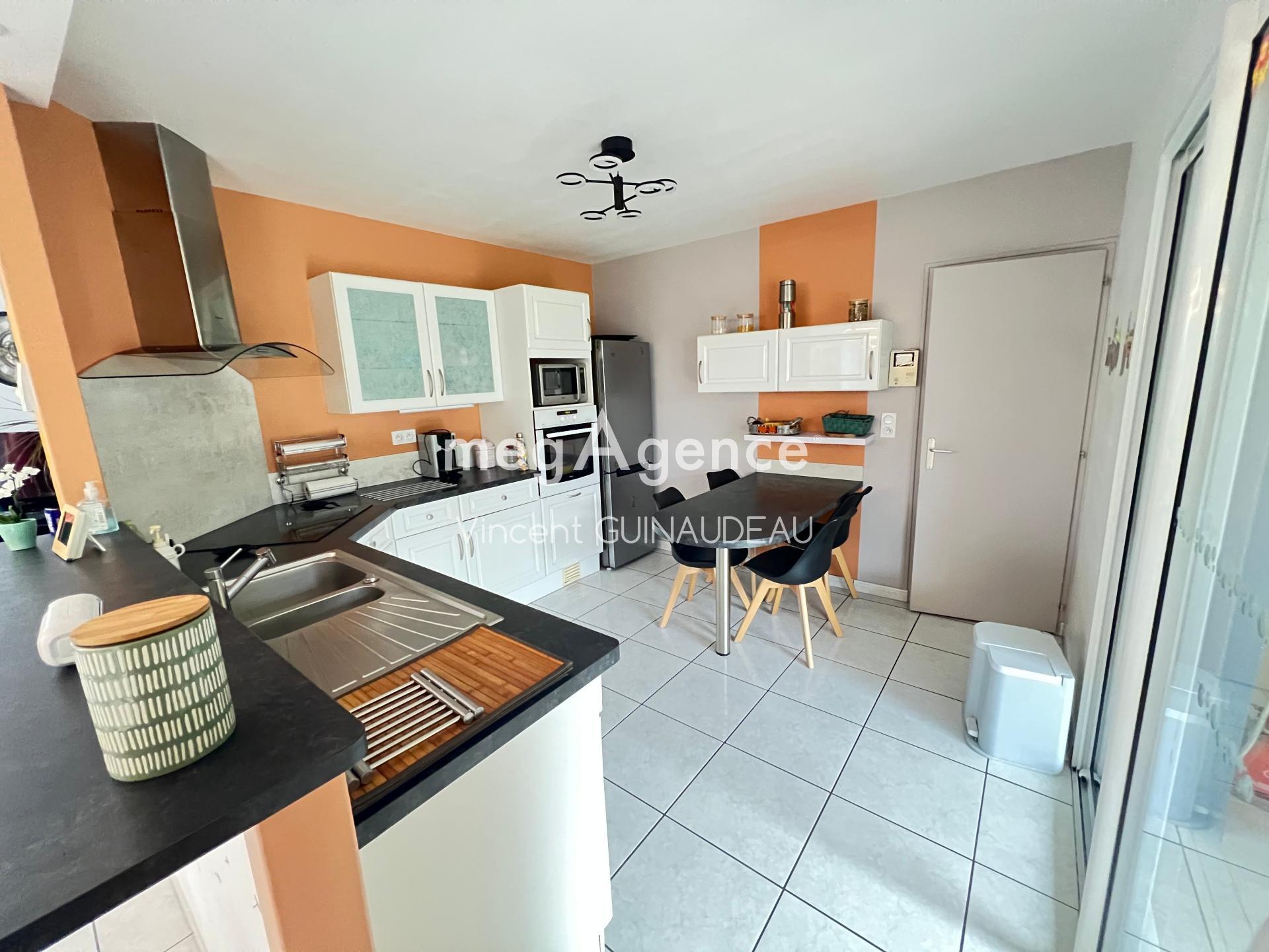 Miniature photo - 2 / 12