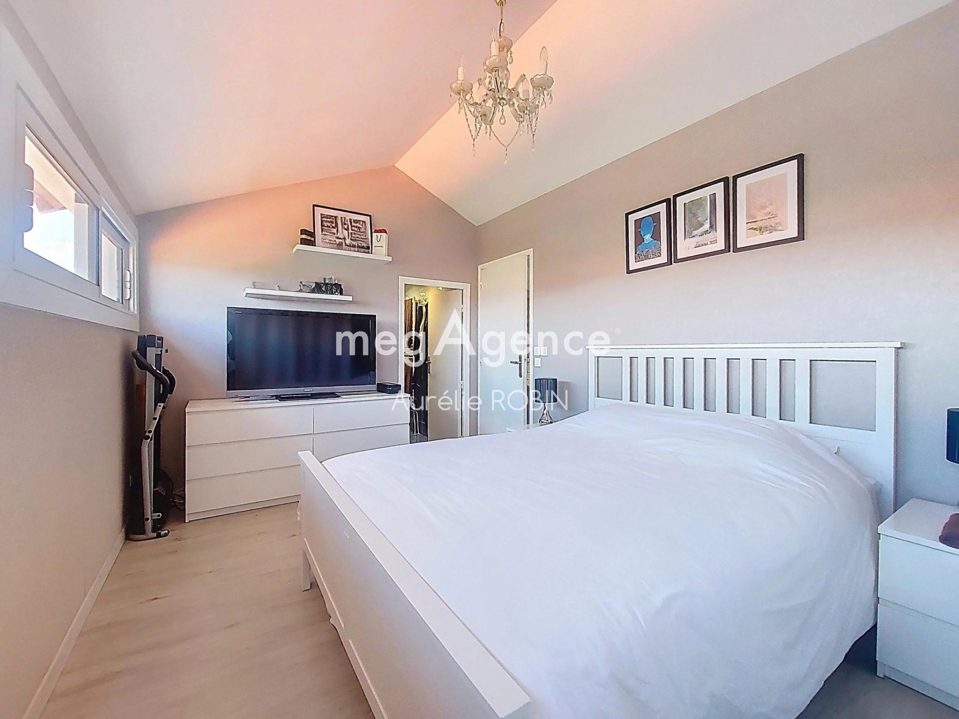 Miniature photo - 9 / 12